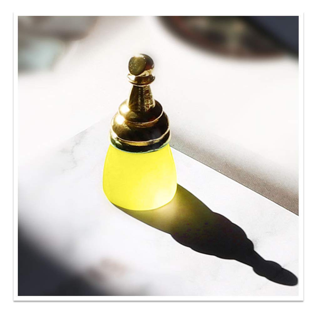 Magnetic Nail Tip Holder for Salon & DIY Manicure - Crystal Display Stand