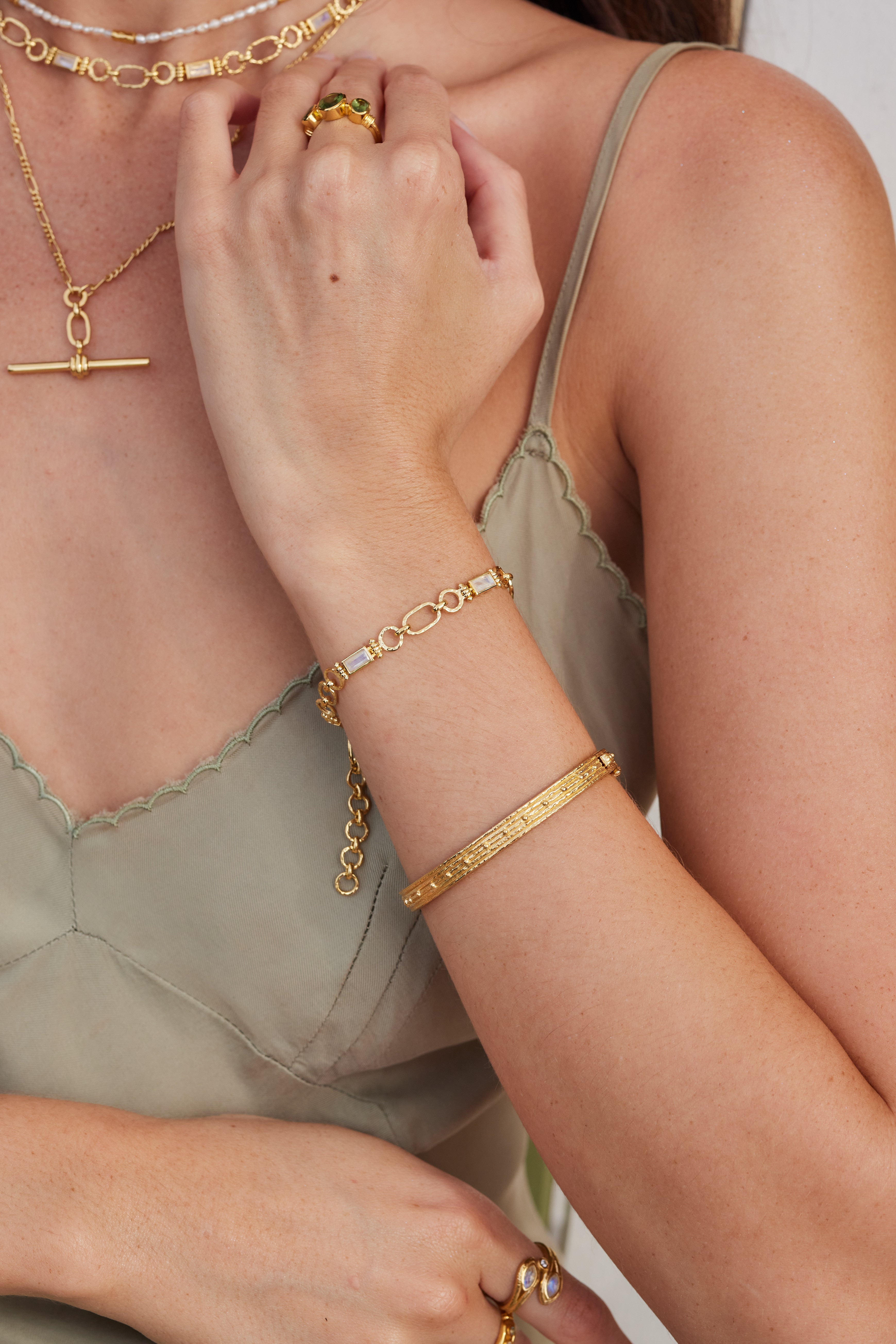 Petra Moonstone Gold Bracelet for Women - Genuine Moonstone Beaded Bracelet with 14K Gold Plating - Perfect for Yoga, Meditation & Spiritual Healing