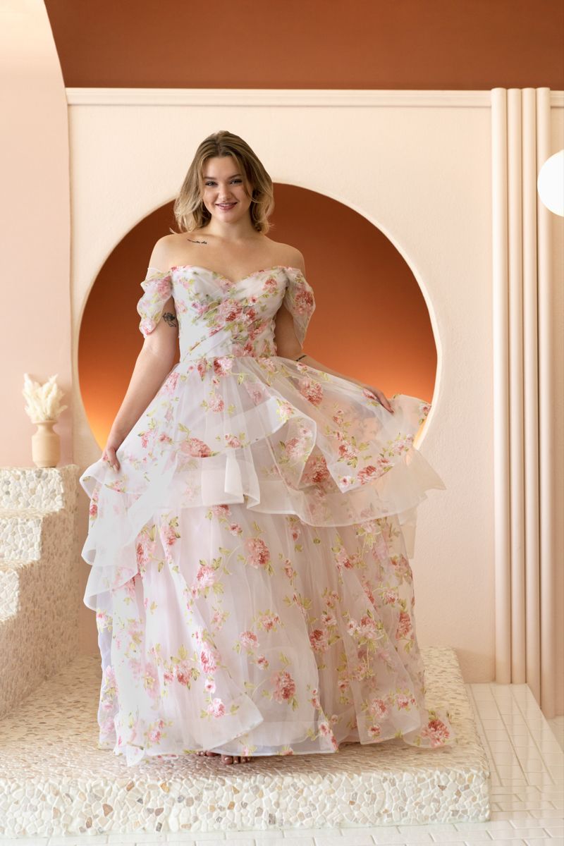 Wtoo Rosabel Floral Gown - Elegant Wedding Dress with Lace Appliques & Floral Embroidery | Perfect for Bridal Ceremonies, Formal Events & Special Occasions
