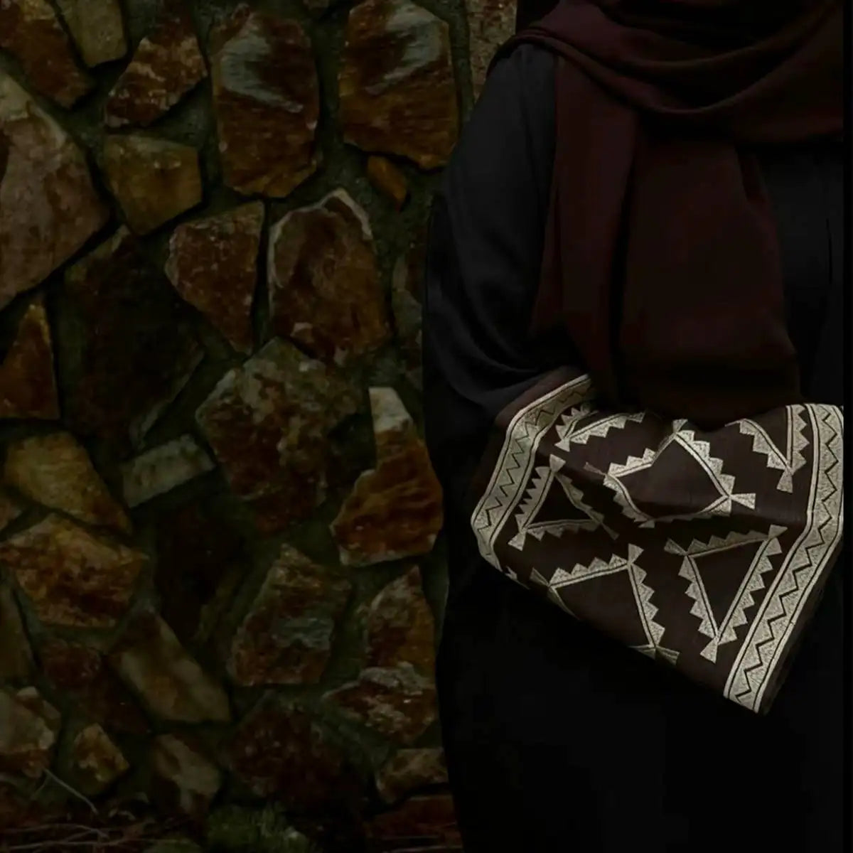 Elegant Muslim Women's Embroidery Sleeve Cardigan Open Abaya Dress - Modest Islamic Fashion for Prayer, Mosque & Special Occasions