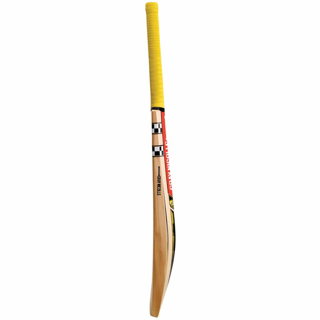Gray Nicolls Ultra 600 Adult Cricket Bat - Premium English Willow Wood - Perfect for Professional Matches & Training Sessions