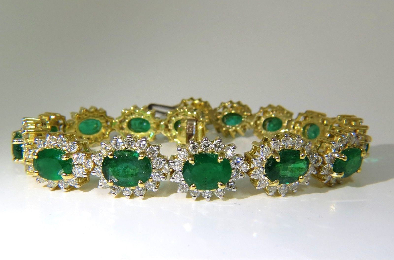 22.50CT Natural Zambian Vivid Green Emerald & Diamond Bracelet in 18KT Gold (G/VS) - Perfect for Weddings, Anniversaries & Special Occasions