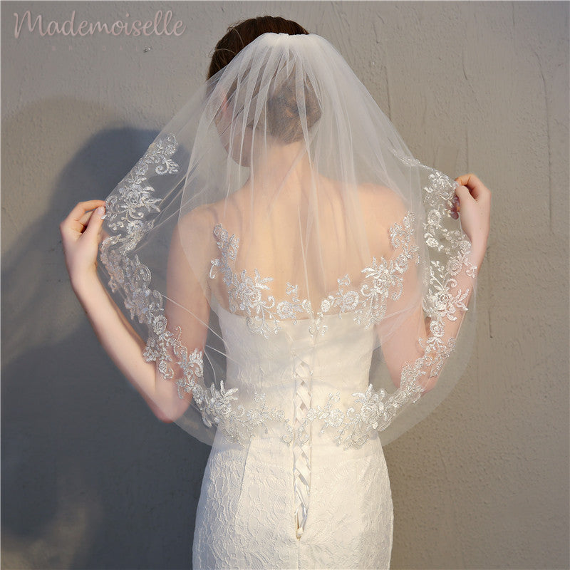 Elegant Daisy Veil for Wedding Brides - Perfect for Boho, Vintage & Garden Ceremonies