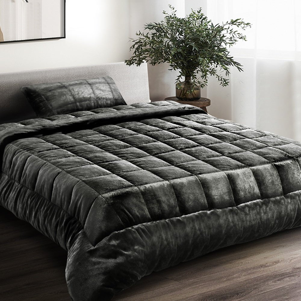 Premium Faux Mink Quilt Fleece Throw Blanket - Soft & Cozy Comforter Duvet Cover - Charcoal Grey Single Size - Perfect for Bed, Sofa, and Winter Nights