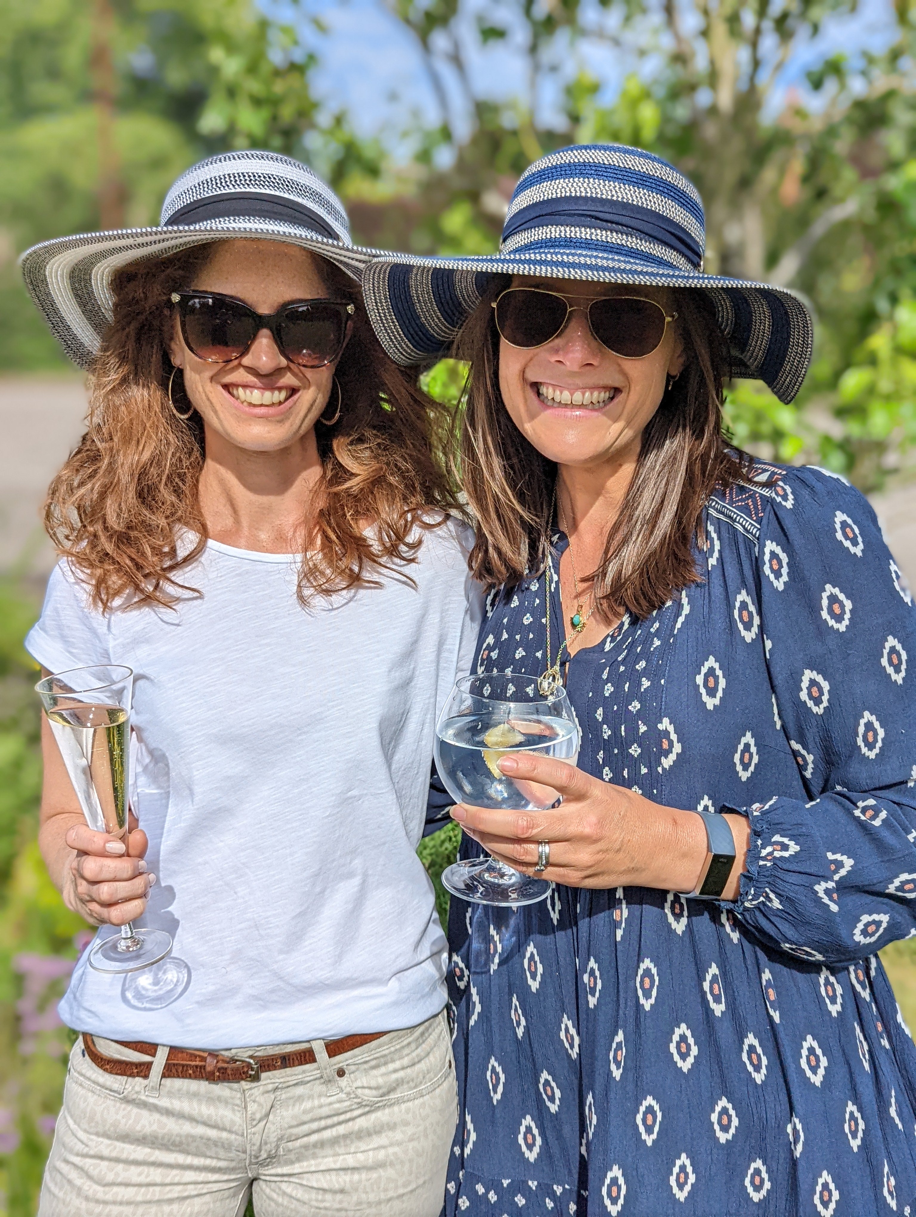 Stylish Monochrome Stripes Multi-Way Ribbon Foldable Sun Hat for Women - Perfect for Beach, Travel, and Outdoor Activities