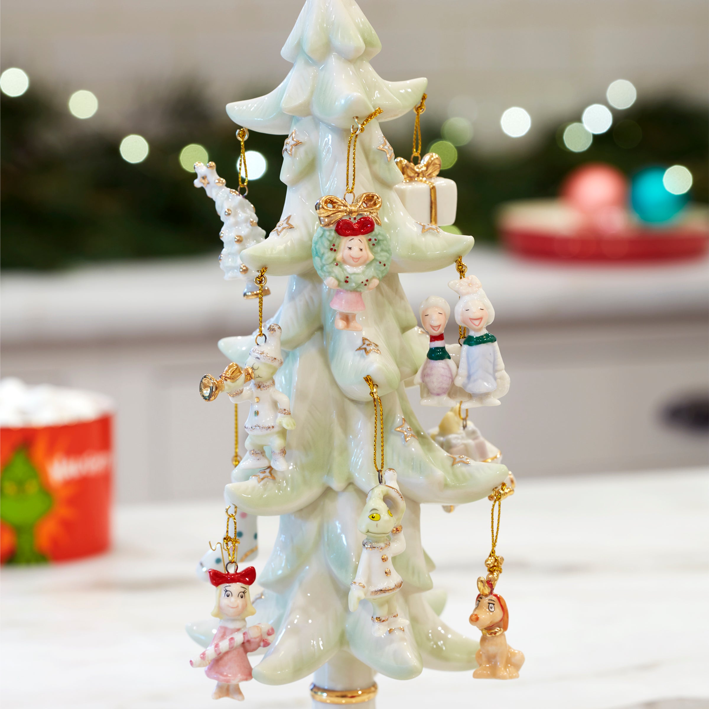 The Grinch Stole Christmas 12-Piece Ornament Set - Festive Holiday Tree Decorations for Xmas Party & Home Decor