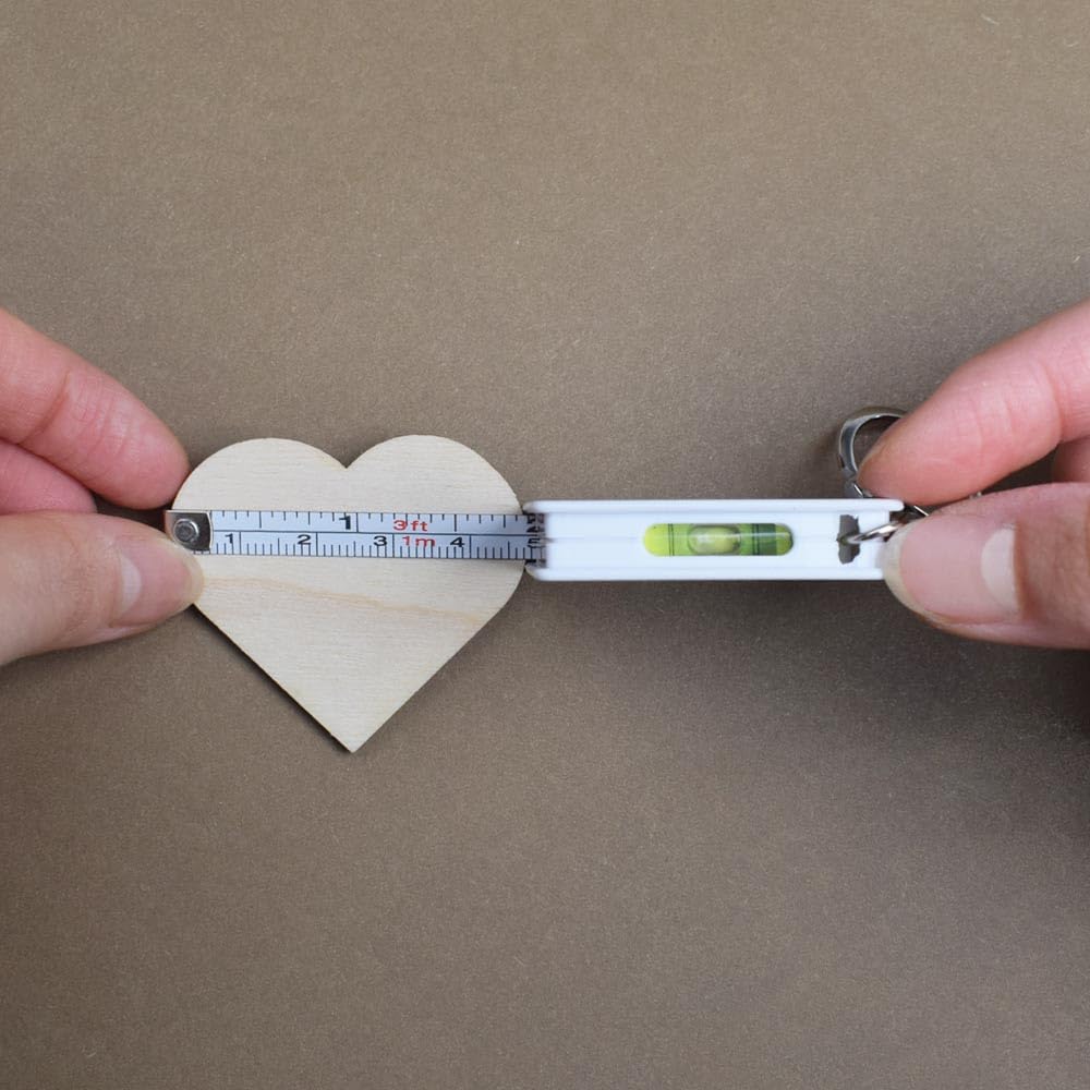 Azeeda 'Waffles With Syrup' Keychain Tape Measure with Built-in Spirit Level - Compact Multi-Tool for DIY, Home Improvement & Crafting (KM00013436) - Perfect for Handymen, Carpenters & Gift Ideas