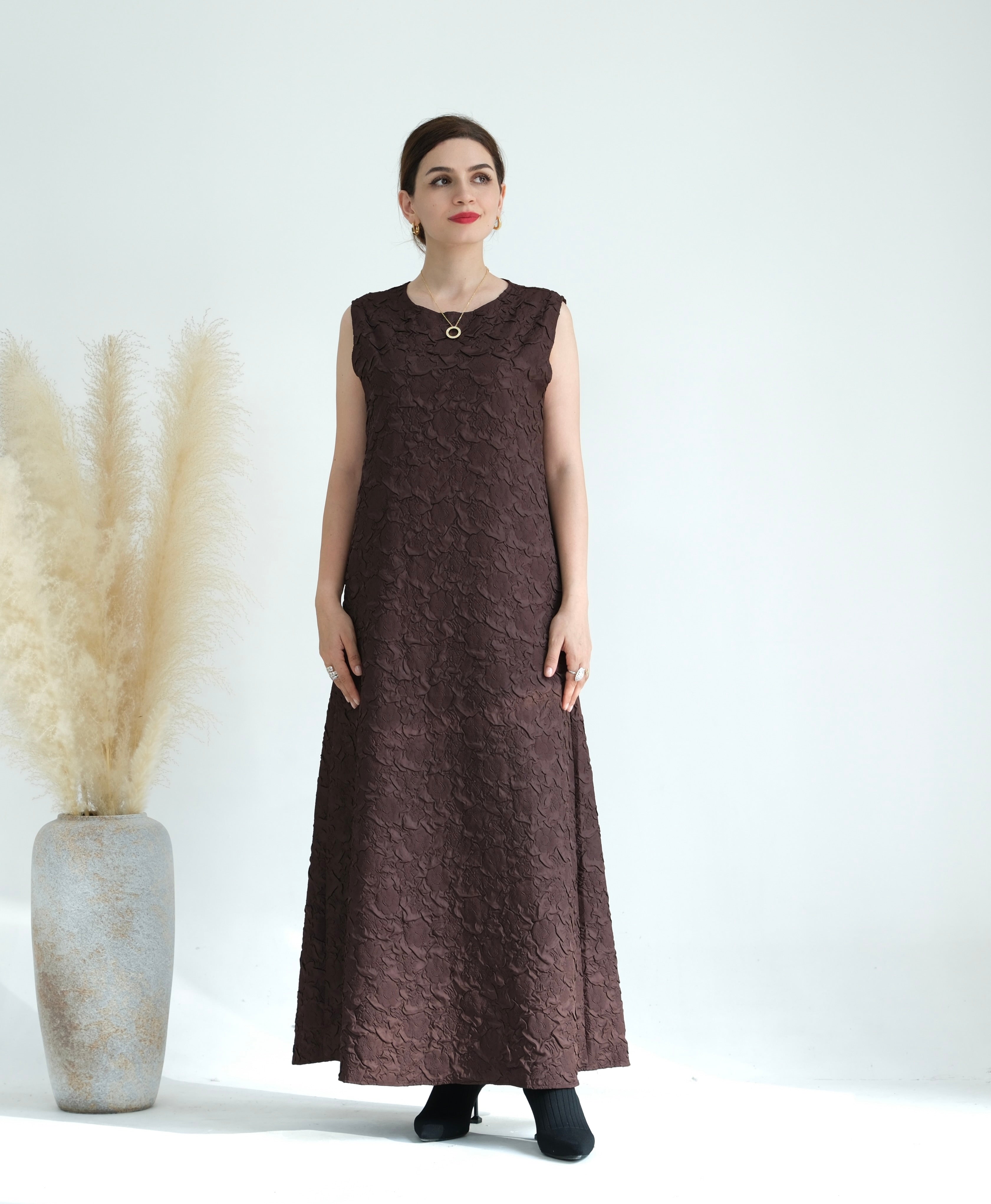 Elegant Eva Textured Abaya Set in Cocoa - Modest Islamic Prayer Dress for Women - Perfect for Eid, Ramadan, and Special Occasions
