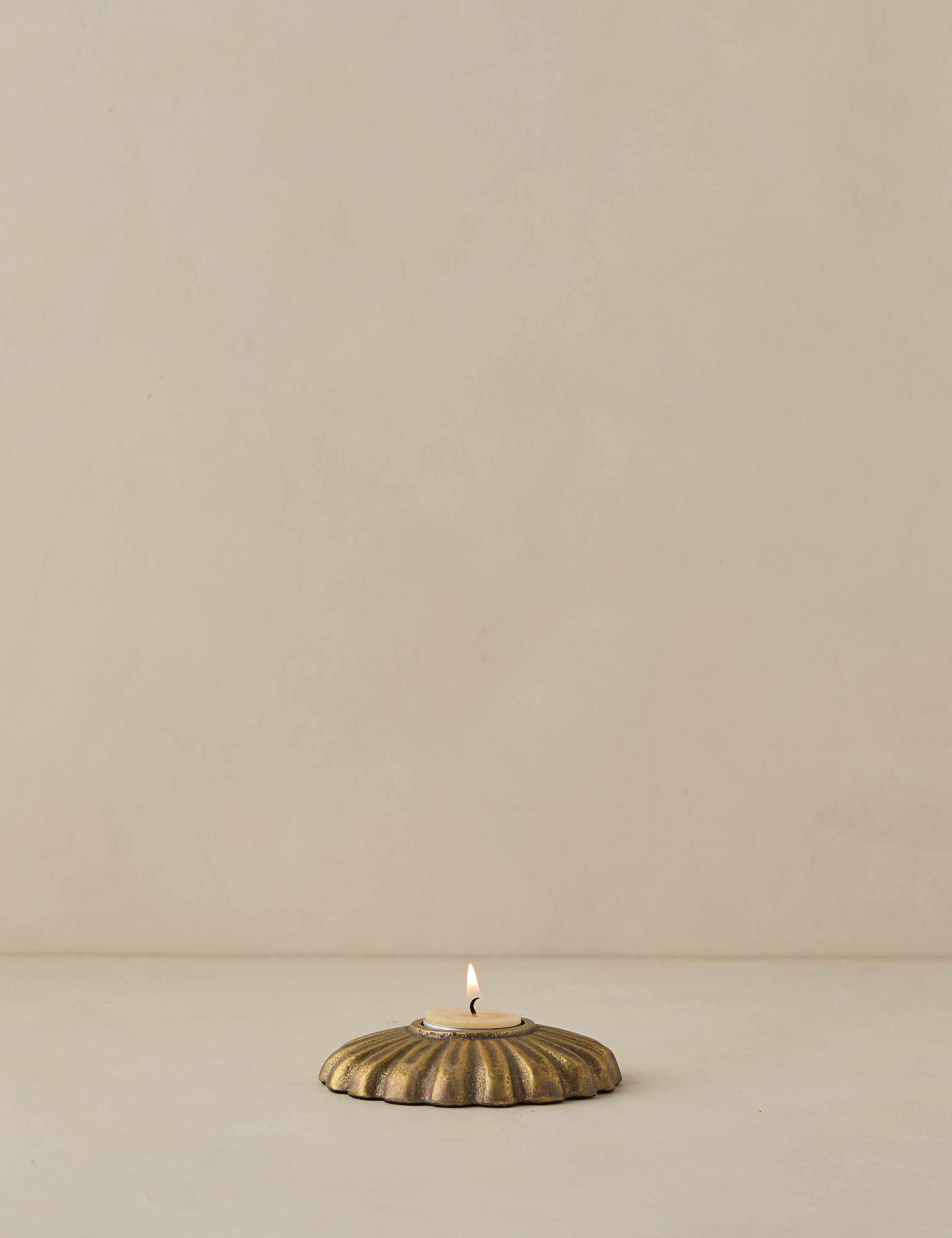 Elegant Giovanna Candle Holder - Decorative Metal Candle Stand for Home Decor, Wedding Centerpiece, Romantic Dinner Ambiance - Perfect for Living Room, Bedroom, and Outdoor Parties