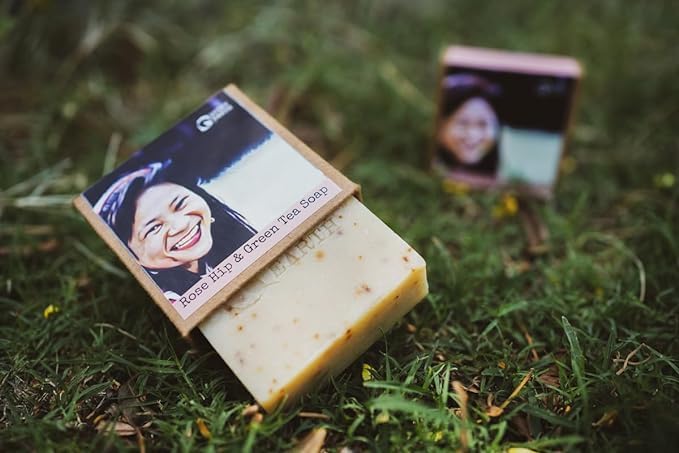 Organic Rosehip & Green Tea Cold Processed Soap - Handmade Luxury Bar for Women & Men | All Skin Types, Dark Spot & Acne Treatment, Smooth Glowing Skin | Perfect for Daily Bath, Spa Day & Gift Giving - 125g