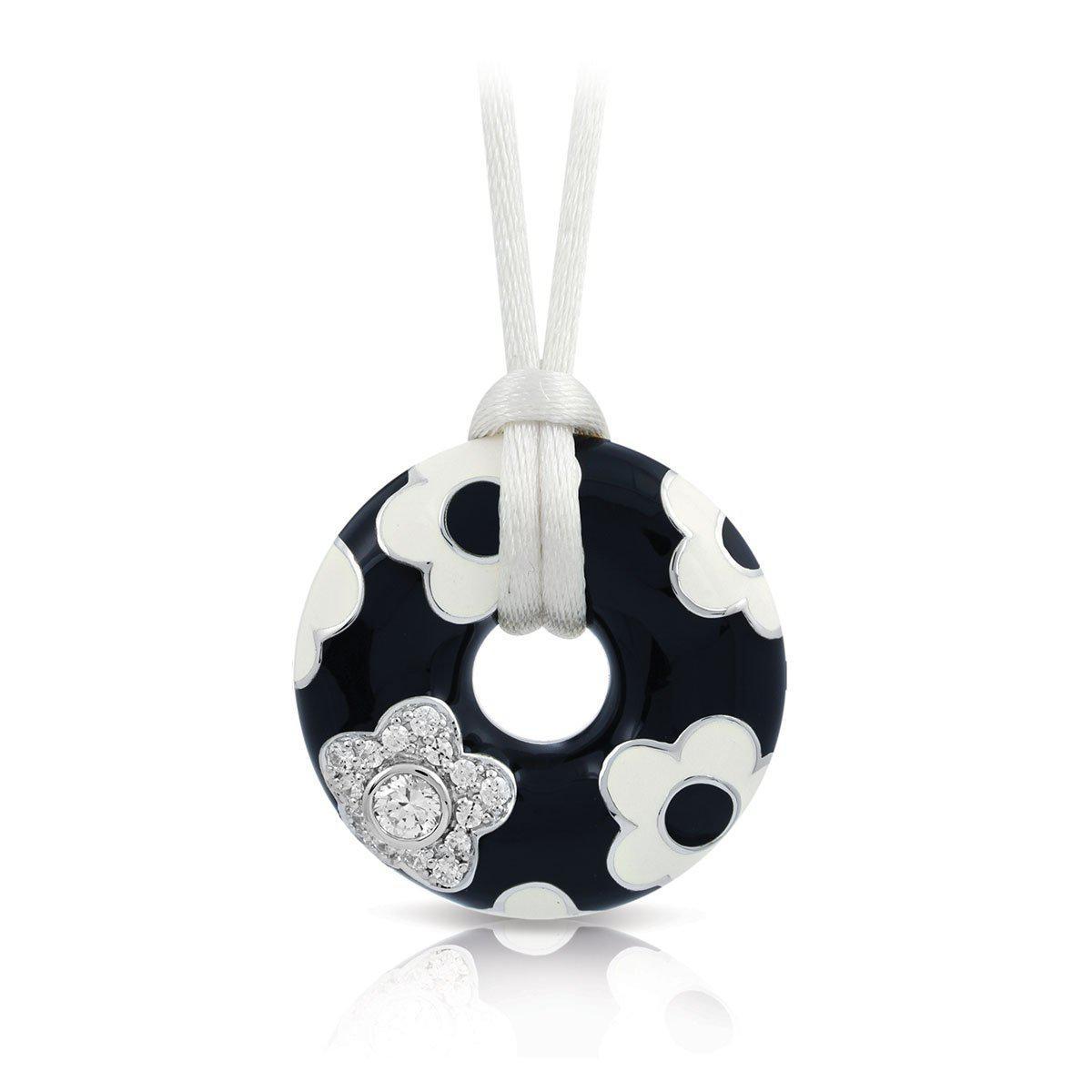 Exquisite Fleur Pendant Necklace - Elegant Floral Jewelry for Women - Perfect for Weddings, Anniversaries & Special Occasions