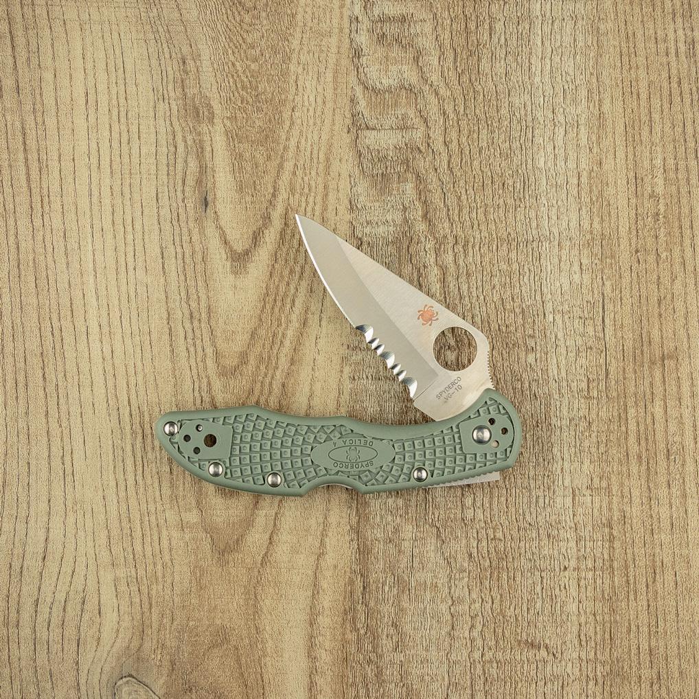 Spyderco Delica 4 Lightweight Folding Knife - Foliage Green EDC Pocket Knife | Outdoor Camping, Hiking & Everyday Carry