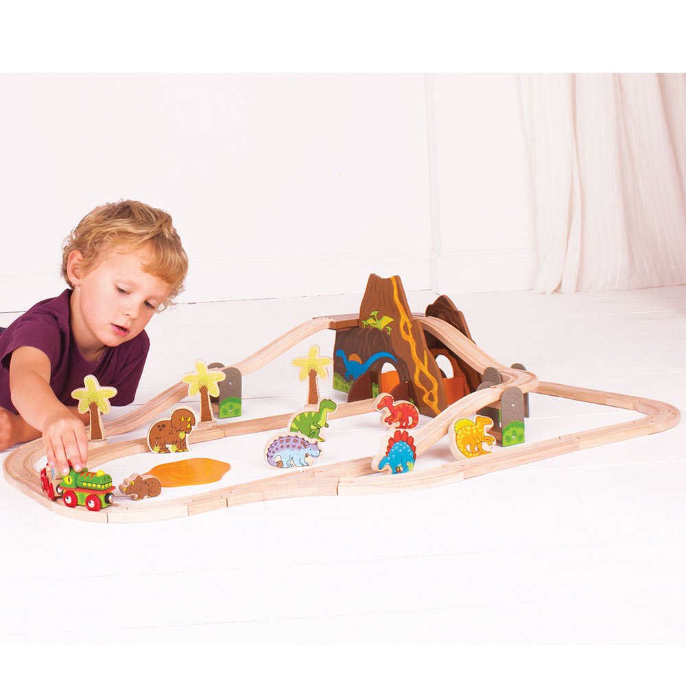 Bigjigs Rail 49-Piece Dinosaur Wooden Train Set for Kids - STEM Educational Wooden Toy Train with Dinosaur Figures & Tracks - Perfect for Imaginative Play, Birthday Gifts & Preschool Learning Activities