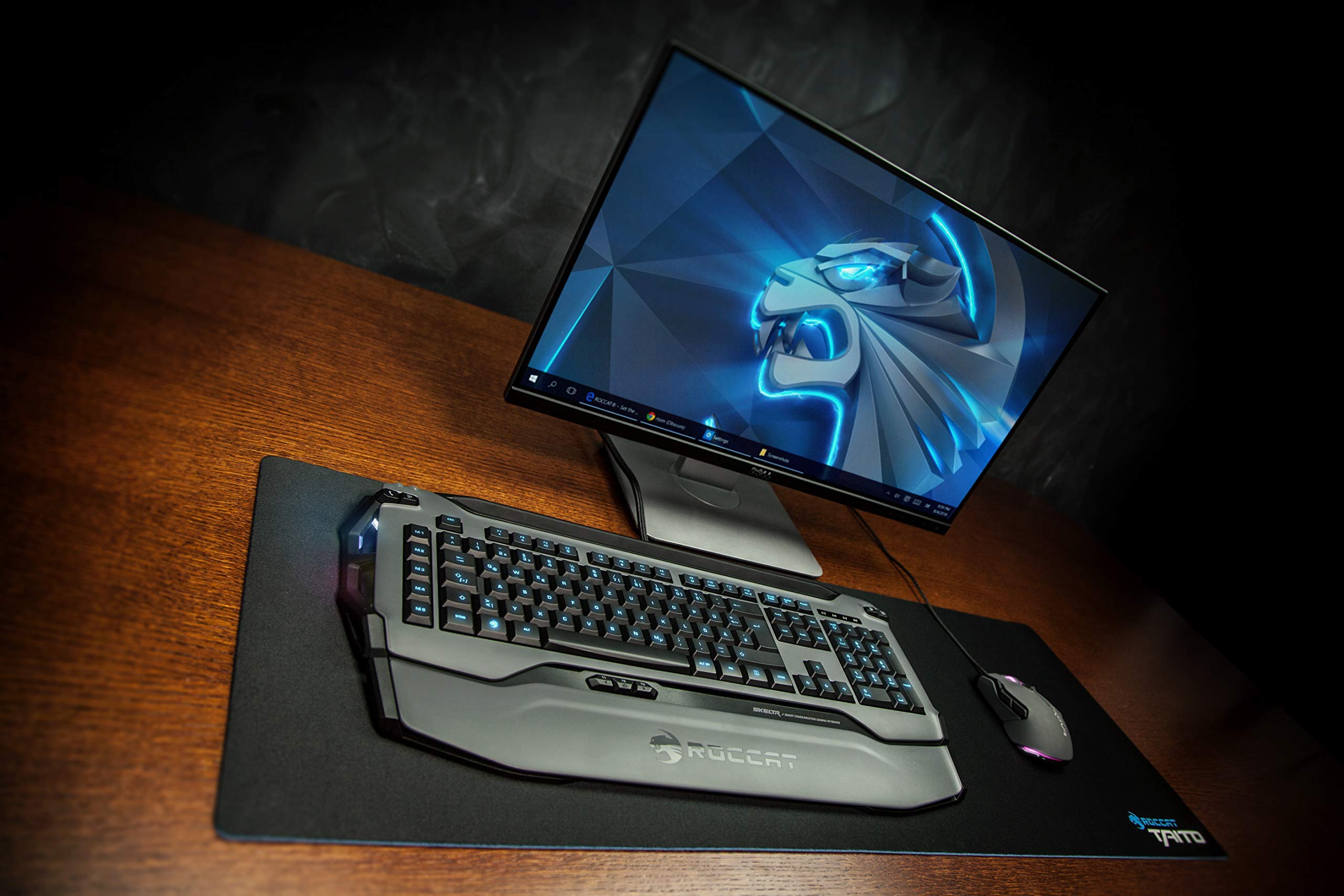 ROCCAT Skeltr RGB Gaming Keyboard with Smart Communication - Mechanical Keys, Backlit, Wired (Renewed) - Perfect for PC Gaming, Streaming & Esports Tournaments