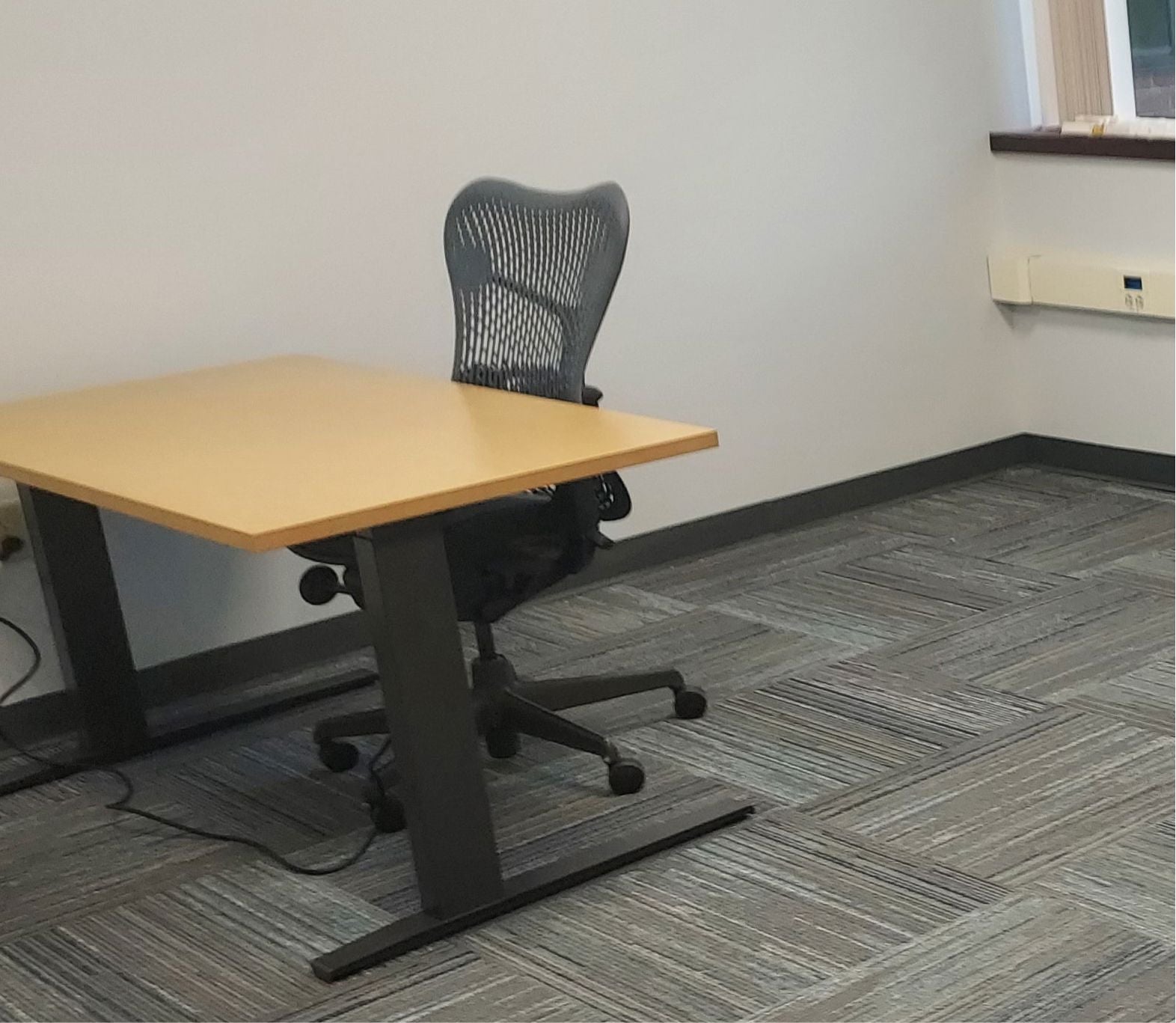 Premium Used Herman Miller Office Chairs - Ergonomic Design for Home & Workspace Comfort
