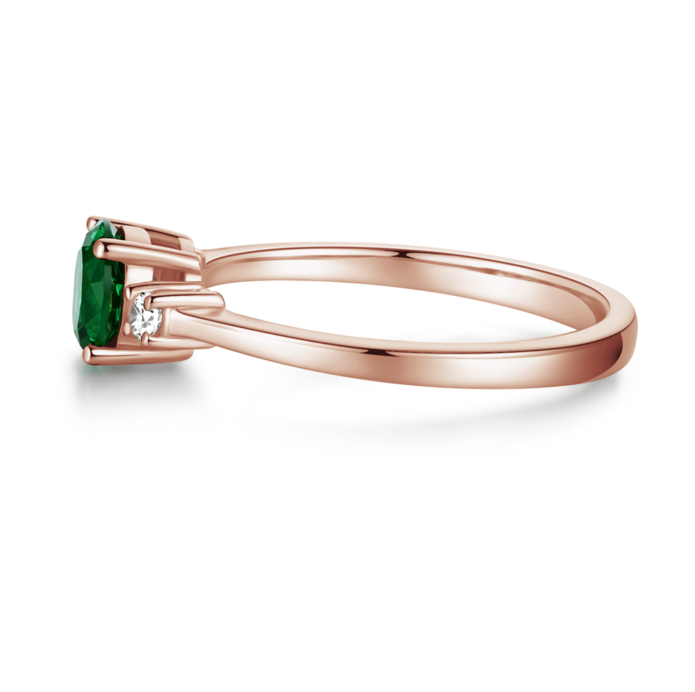 1.5 CT Classic Three Stone Round Emerald & White Sapphire Ring – Elegant Wedding, Engagement & Anniversary Jewelry Gift for Women