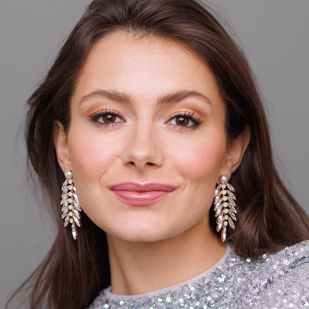 Exquisite Pearl Feather Earrings for Women - Limited Edition Handmade Jewelry Gift for Parties, Weddings & Special Occasions