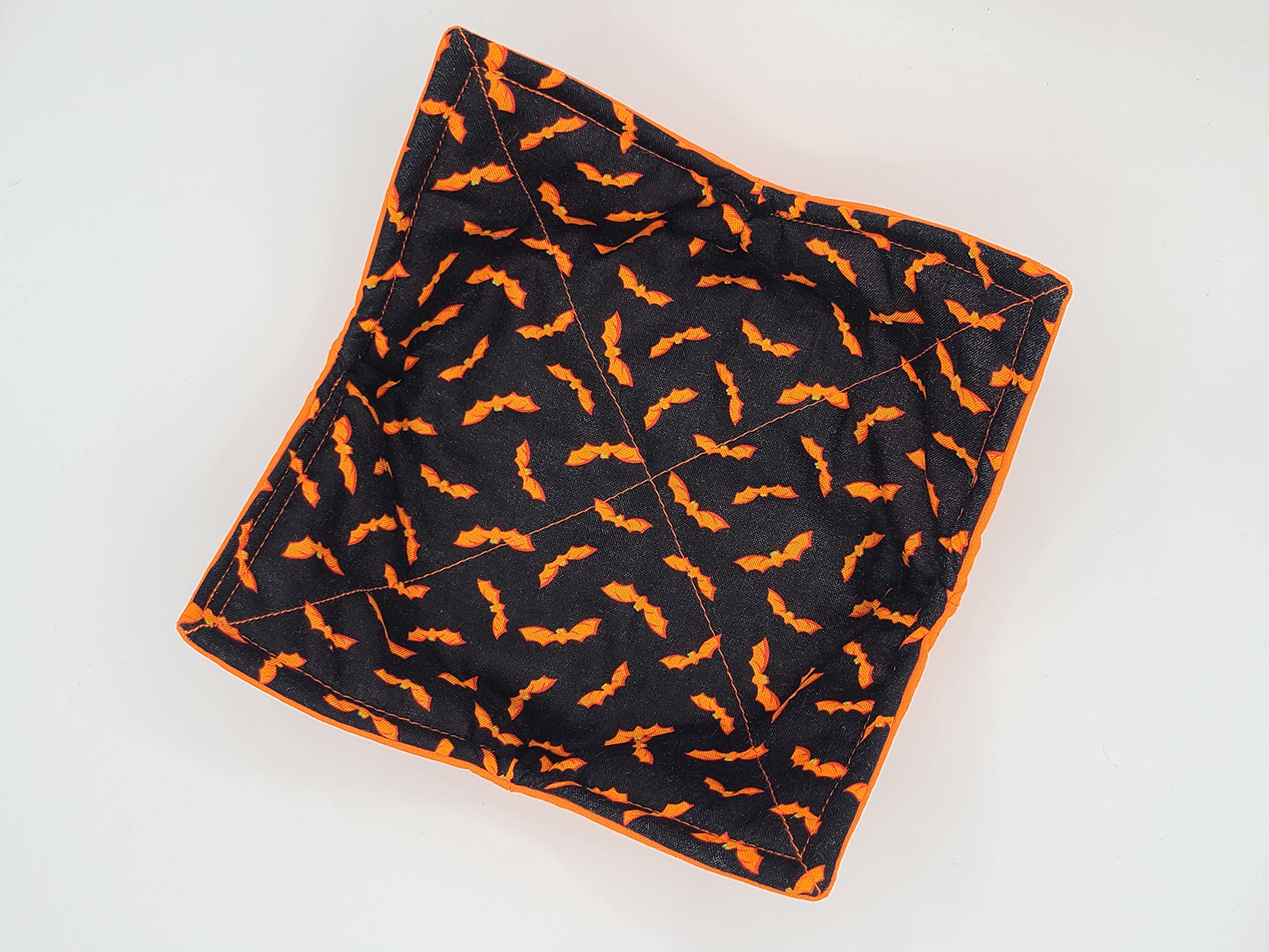 Orange Bats Microwave Cozy - Halloween Bowl Buddy with Reversible Design | Spooky Microwaveable Soup Holder & Potholder | Perfect for Halloween Parties, Soup Warming, and Kitchen Decor