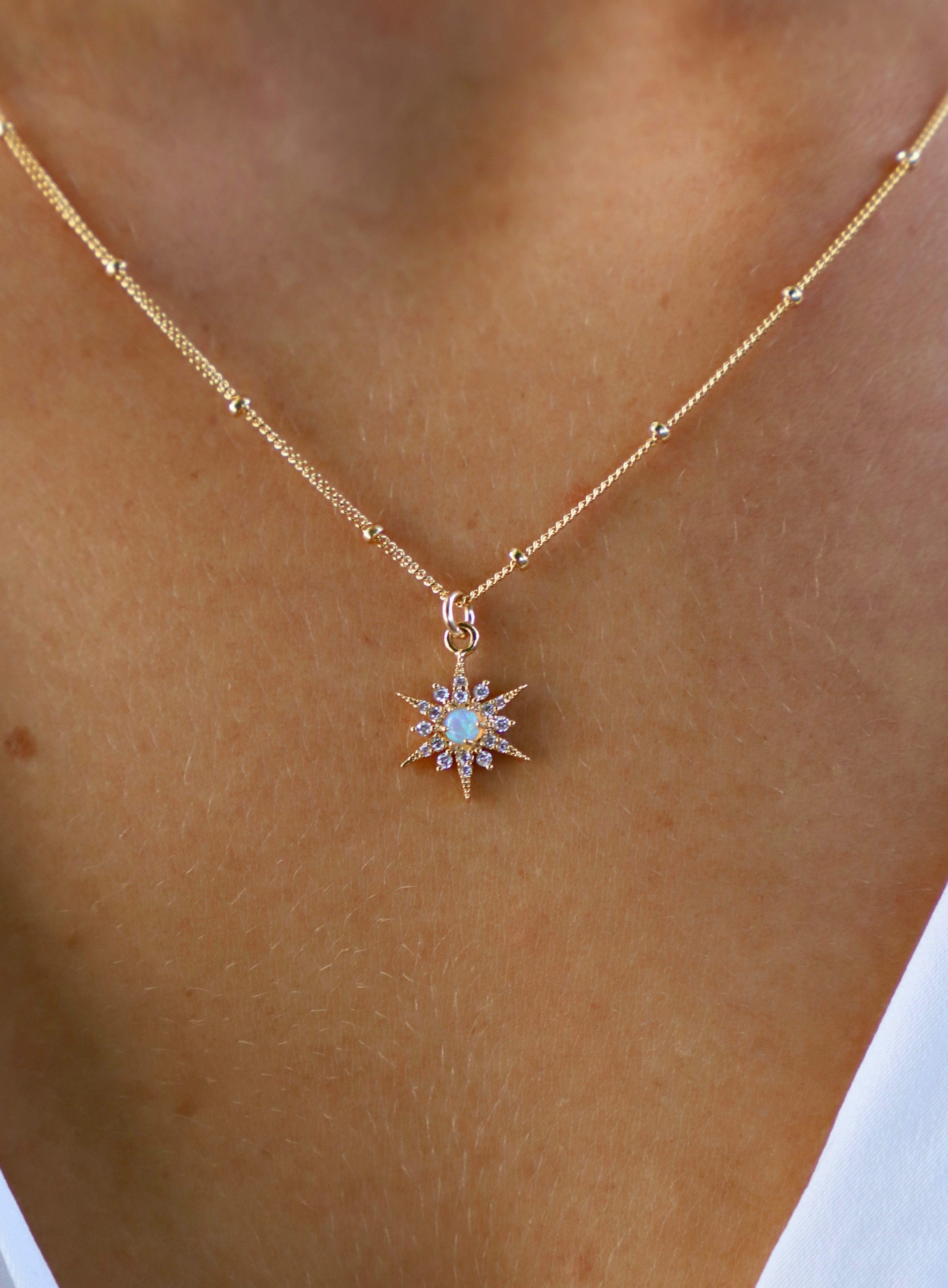 Opal Starburst Necklace for Women - Elegant Gemstone Jewelry Gift for Birthday, Anniversary & Special Occasions - Perfect for Evening Parties & Date Nights