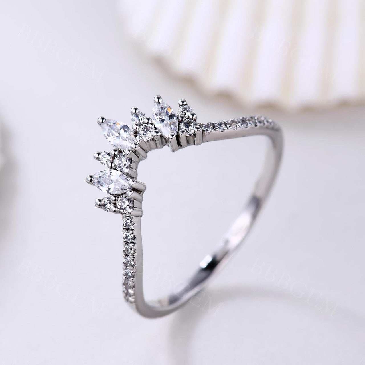 Vintage Marquise & Round Cut Moissanite Wedding Band Set - Elegant Matching Rings for Bridal Jewelry, Anniversary Gifts & Special Occasions