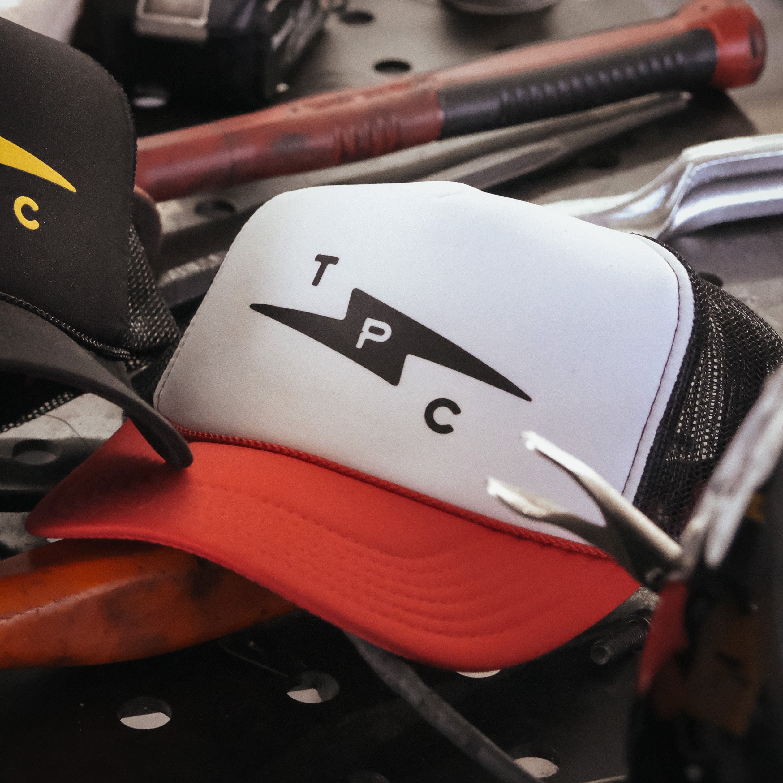 TPC Bolt Meshback Trucker Hat - Red & White Adjustable Snapback Cap for Men & Women - Perfect for Outdoor Activities, Sports & Casual Wear