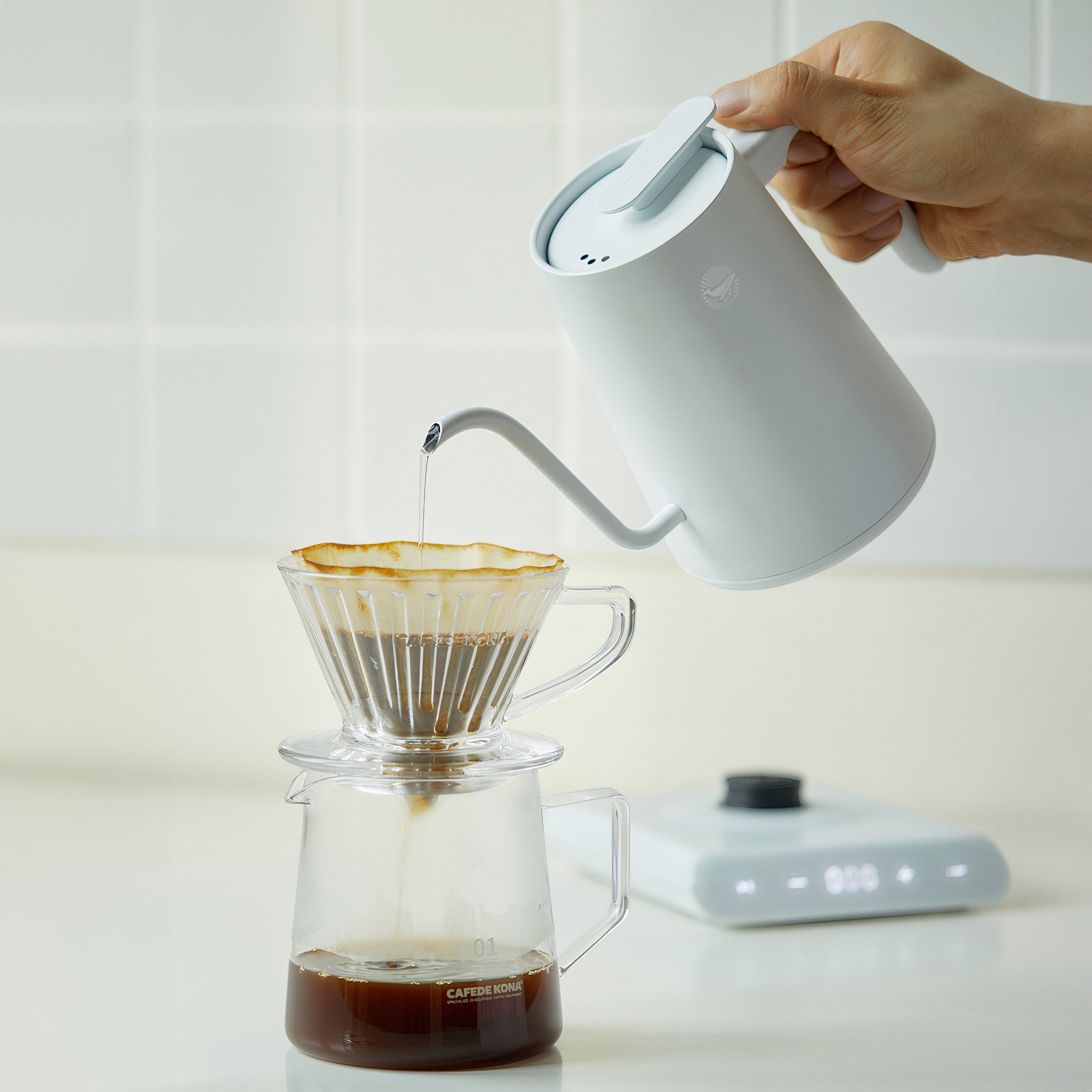 Premium Hand Brewed Coffee Kettle - Stainless Steel Pour Over Kettle with Ergonomic Handle for Perfect Coffee Brewing | Ideal for Home Baristas, Coffee Shops & Camping