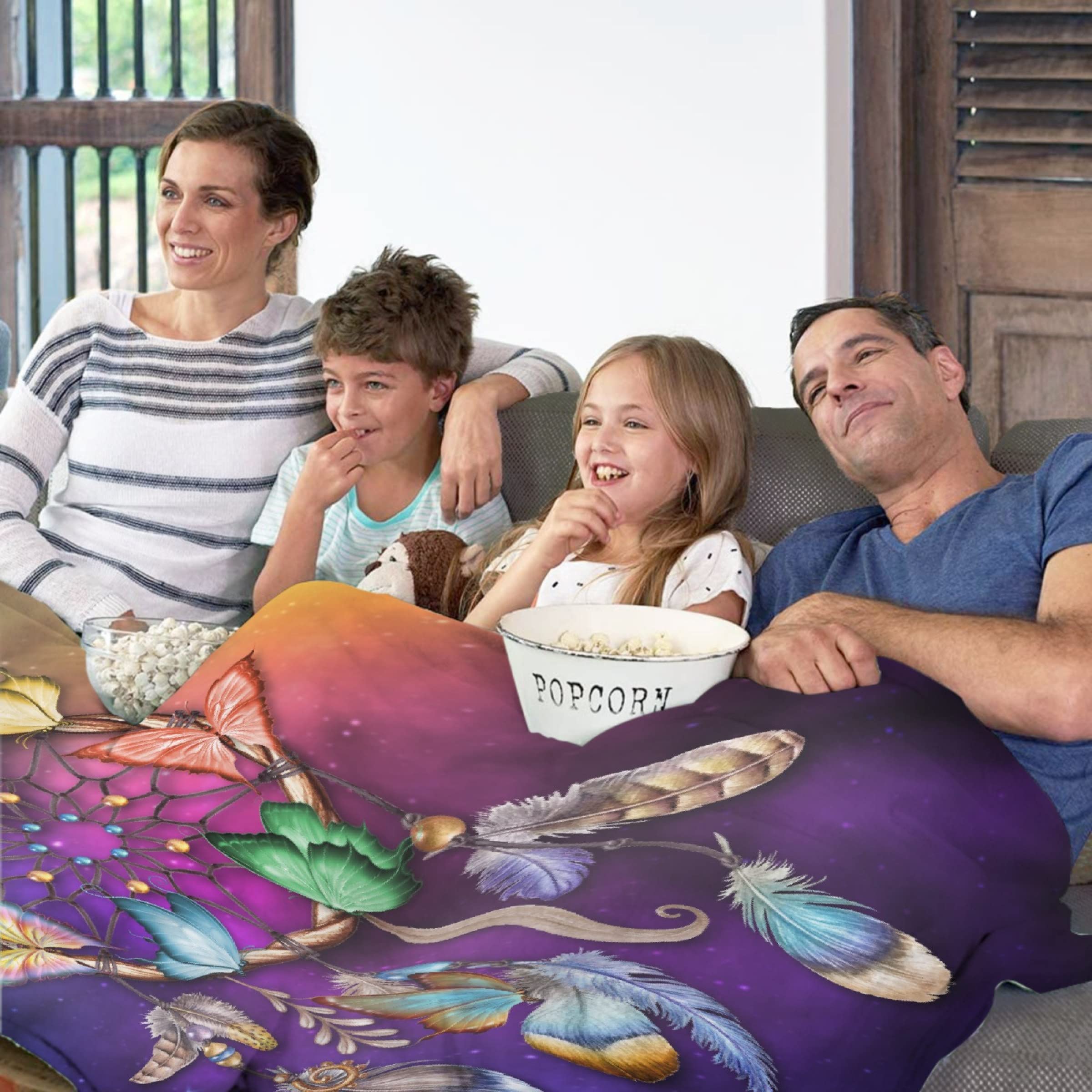 Butterfly Wind Chime Pattern Throw Blanket - Soft, Warm & Lightweight Quilt for Sofa, Bed, Travel - Perfect Gift for Men, Women & Kids - 90x120 Inches - Ideal for Family Gatherings, Picnics & Cozy Nights