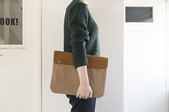 TRAVELER'S COMPANY Traveler's Factory Canvas Pouch - Large Size Beige | Durable Travel Organizer for Passport, Wallet & Accessories | Perfect for Business Trips & Vacations