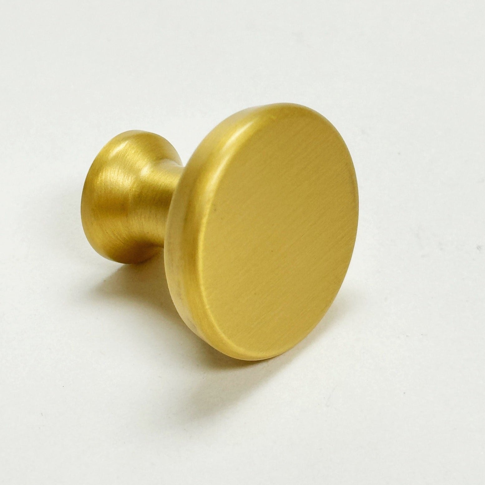 Elegant Satin Brass Cabinet Knobs & Drawer Pulls - Vintage Style Hardware for Kitchen, Bathroom & Furniture Upgrade