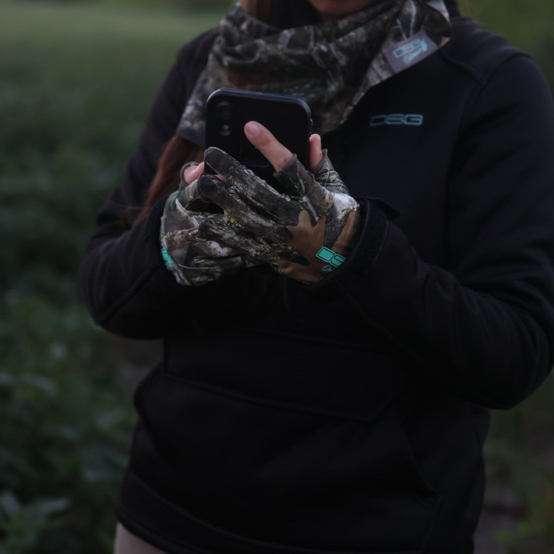 Lightweight Feather Gloves for Women & Men - Comfortable & Breathable for Running, Cycling & Outdoor Activities