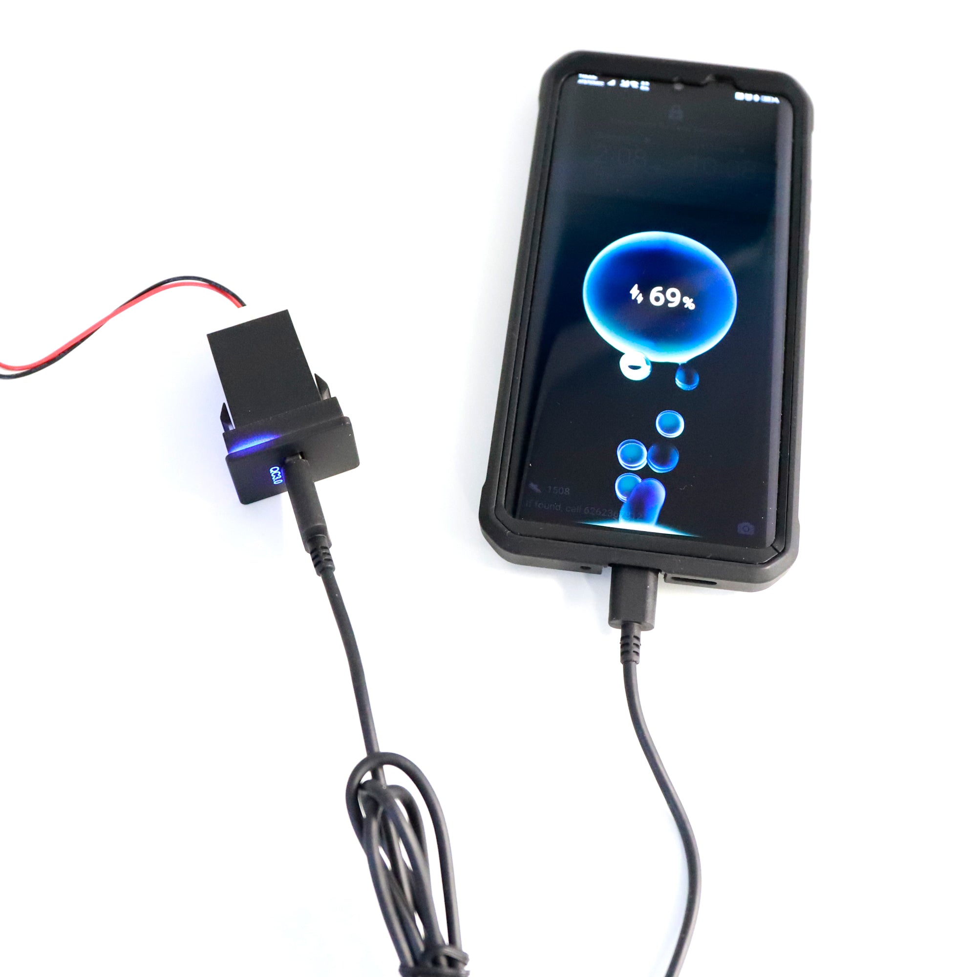 22.8x22.5mm USB QC 3.0 Switch Mount for Toyota Camry 2018+ & Corolla 2019+ - Perfect for Phone Charging & Car Accessories Installation