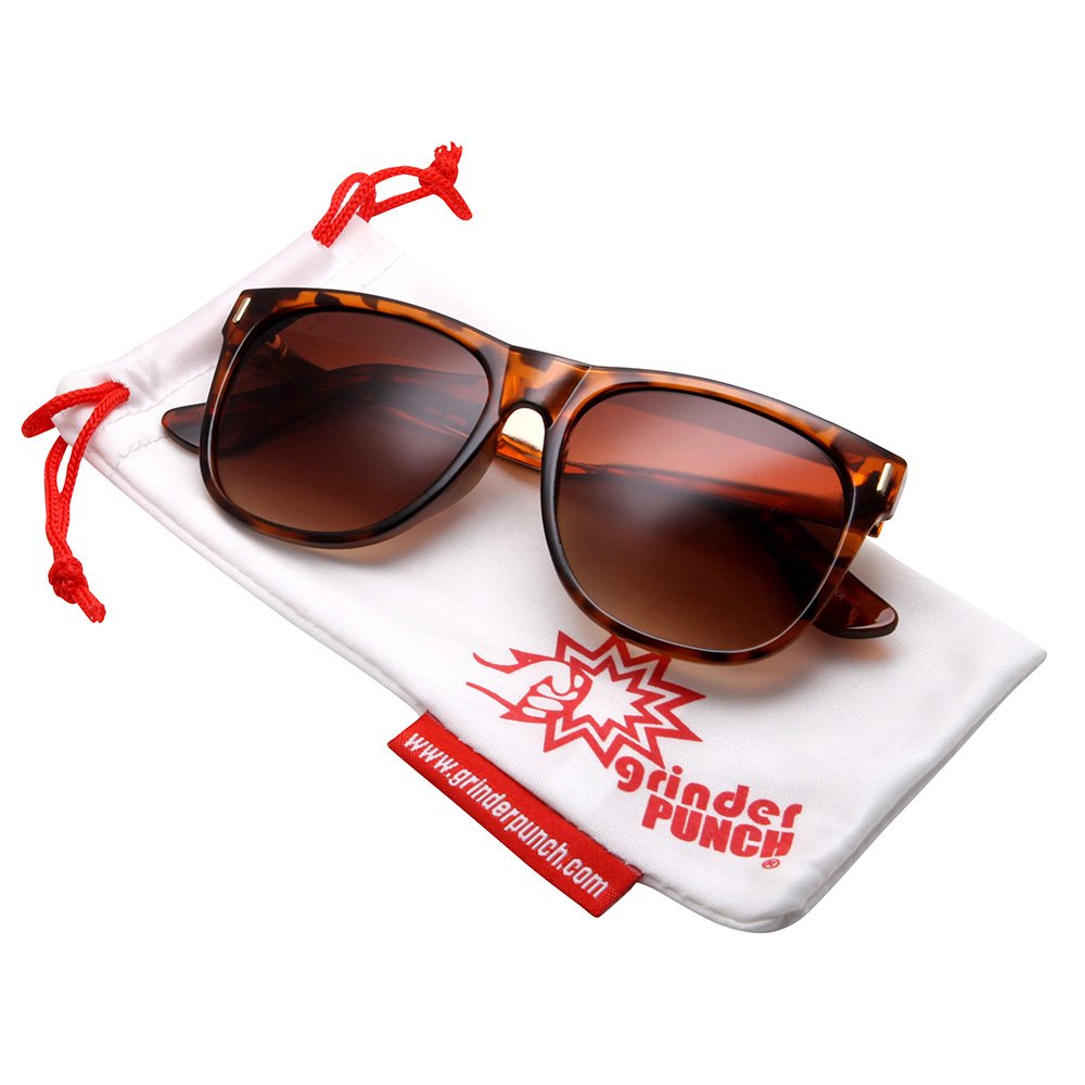 Stylish Large Oversized Fashion Sunglasses with Metal Temples - UV Protection for Women & Men - Perfect for Beach, Driving & Outdoor Activities