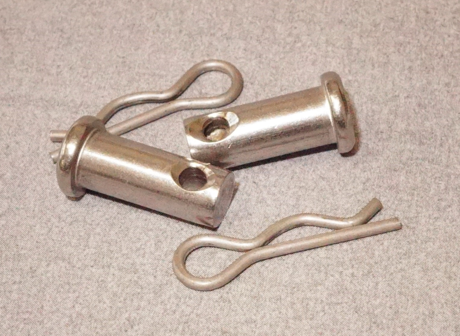 Ford Escort MK1 & MK2 Door Check Pin Clevis & Clip Set (Pair #2205-2223) - Perfect for Classic Car Restoration & Door Hinge Repair