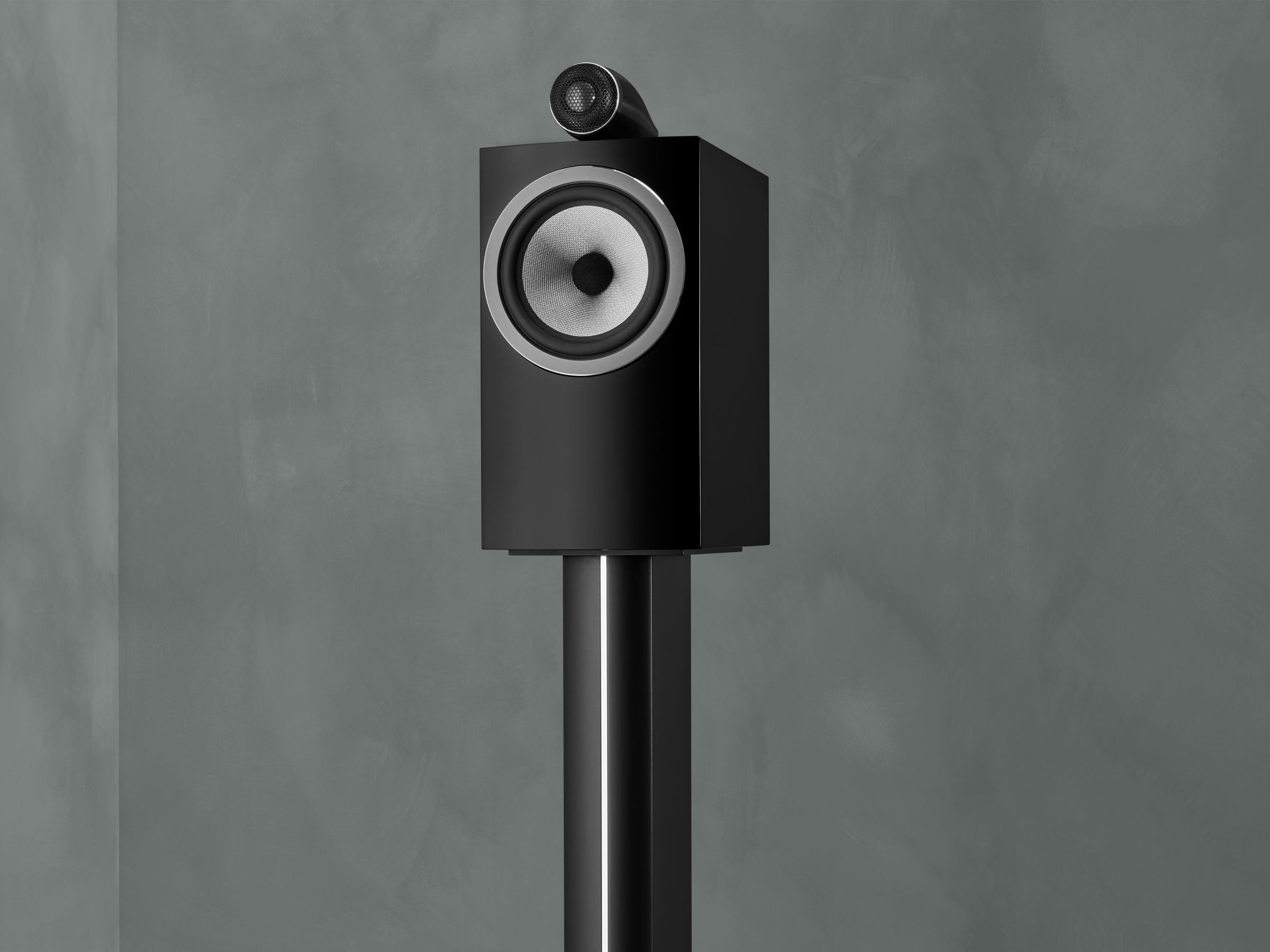 Bowers & Wilkins 705 S3 Premium Bookshelf Speakers (Pair) - High-Fidelity Audio for Home Theater & Music Listening