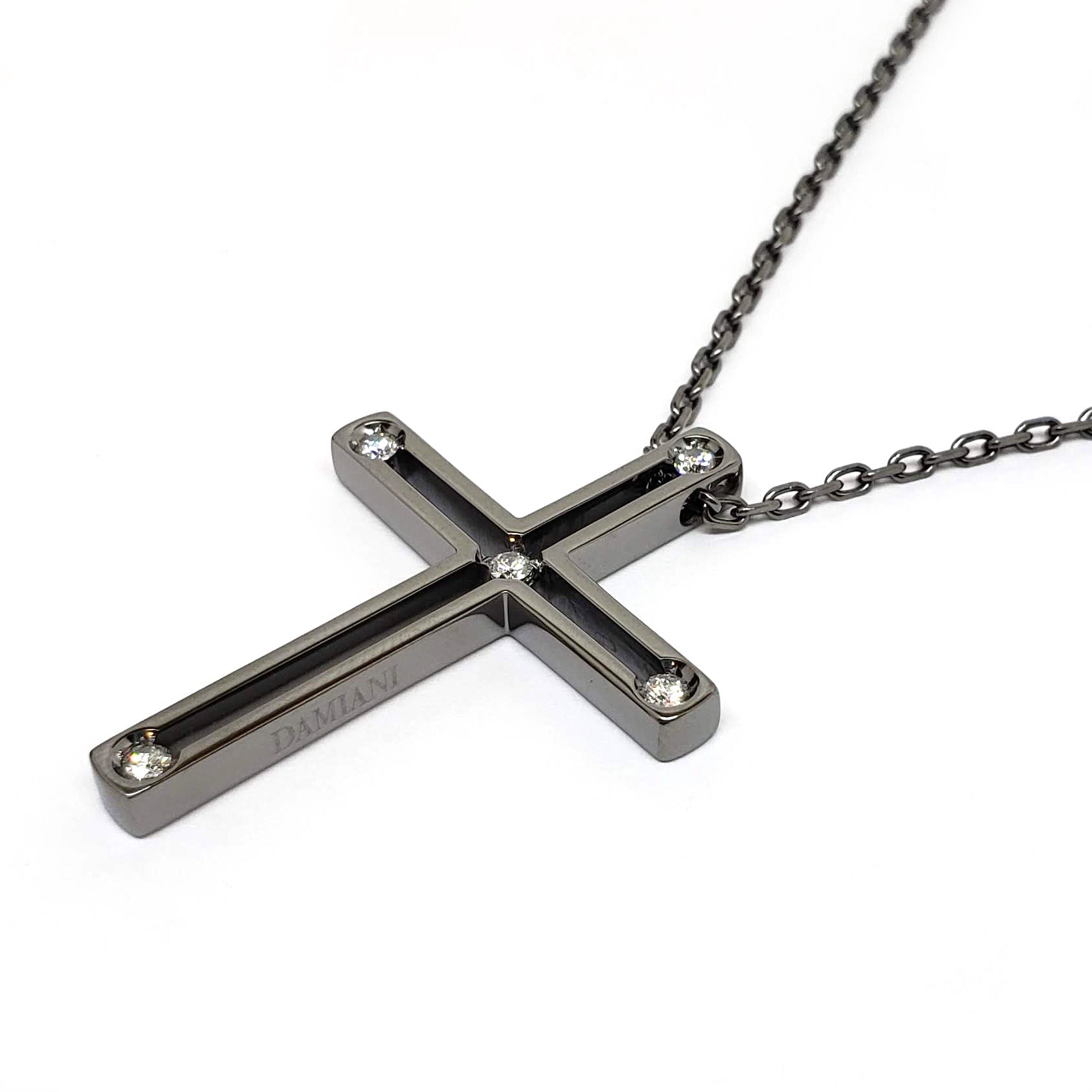 Damiani Black Cross Pendant Necklace - 18K Gold & Diamond Accents for Men & Women | Perfect for Gifts, Weddings & Religious Occasions