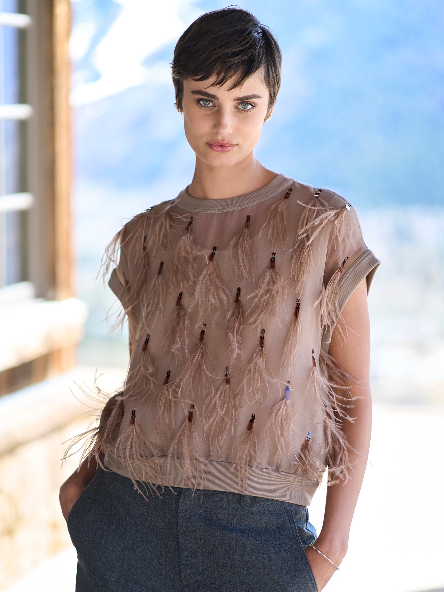 Elegant Silk Feather Blouse for Women - Soft & Luxurious Long Sleeve Shirt - Perfect for Office, Party & Special Occasions