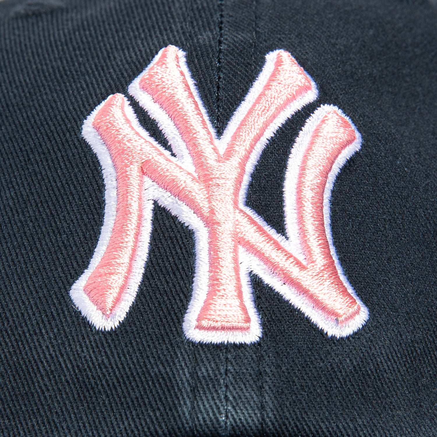 New York Yankees Adjustable Baseball Cap - Navy & Pink 47 Brand Cleanup Hat for Men & Women | Game Day, Casual Wear, Sports Fan Gift