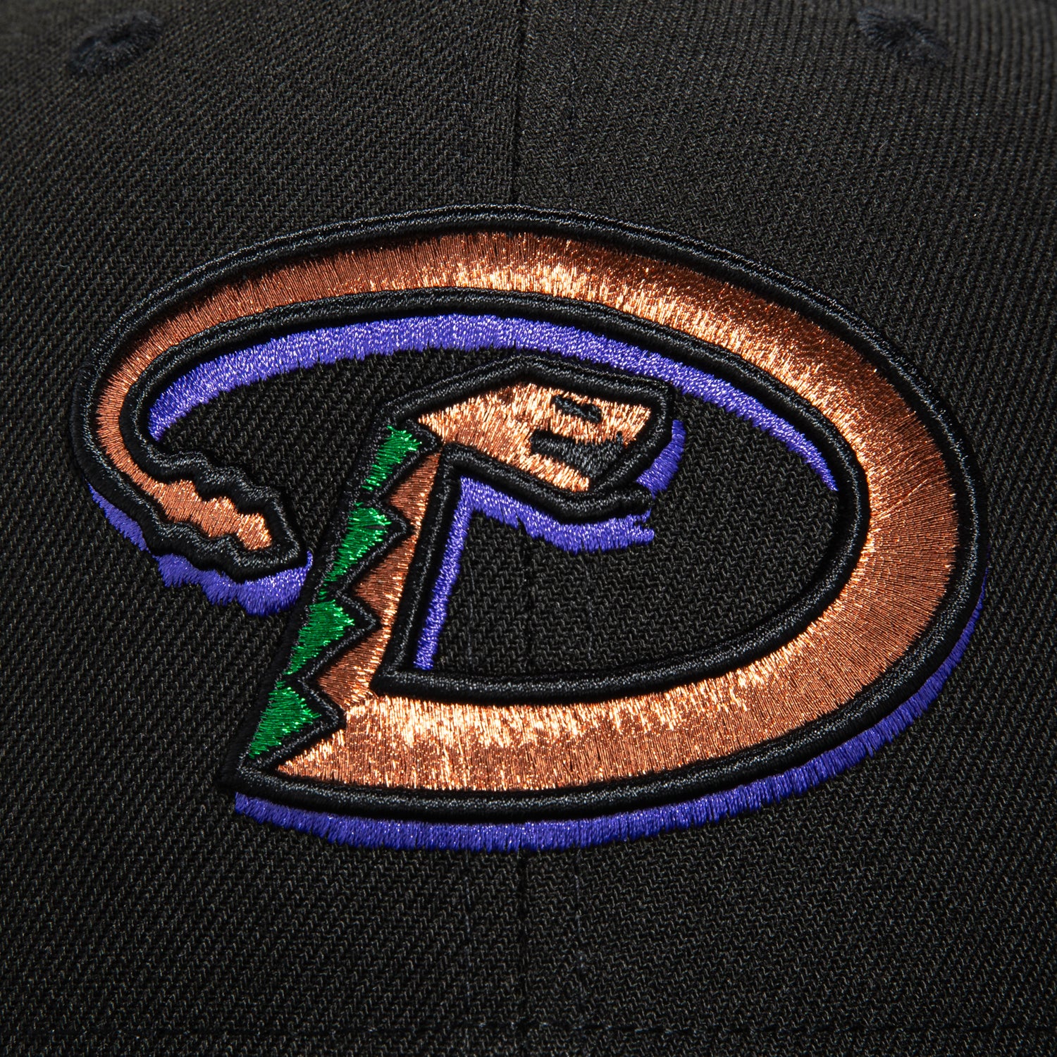 New Era 59Fifty Arizona Diamondbacks 2001 World Series Patch Snapback Hat - Black, Green & Metallic Copper - Perfect for Baseball Games, Fan Collections & Casual Streetwear