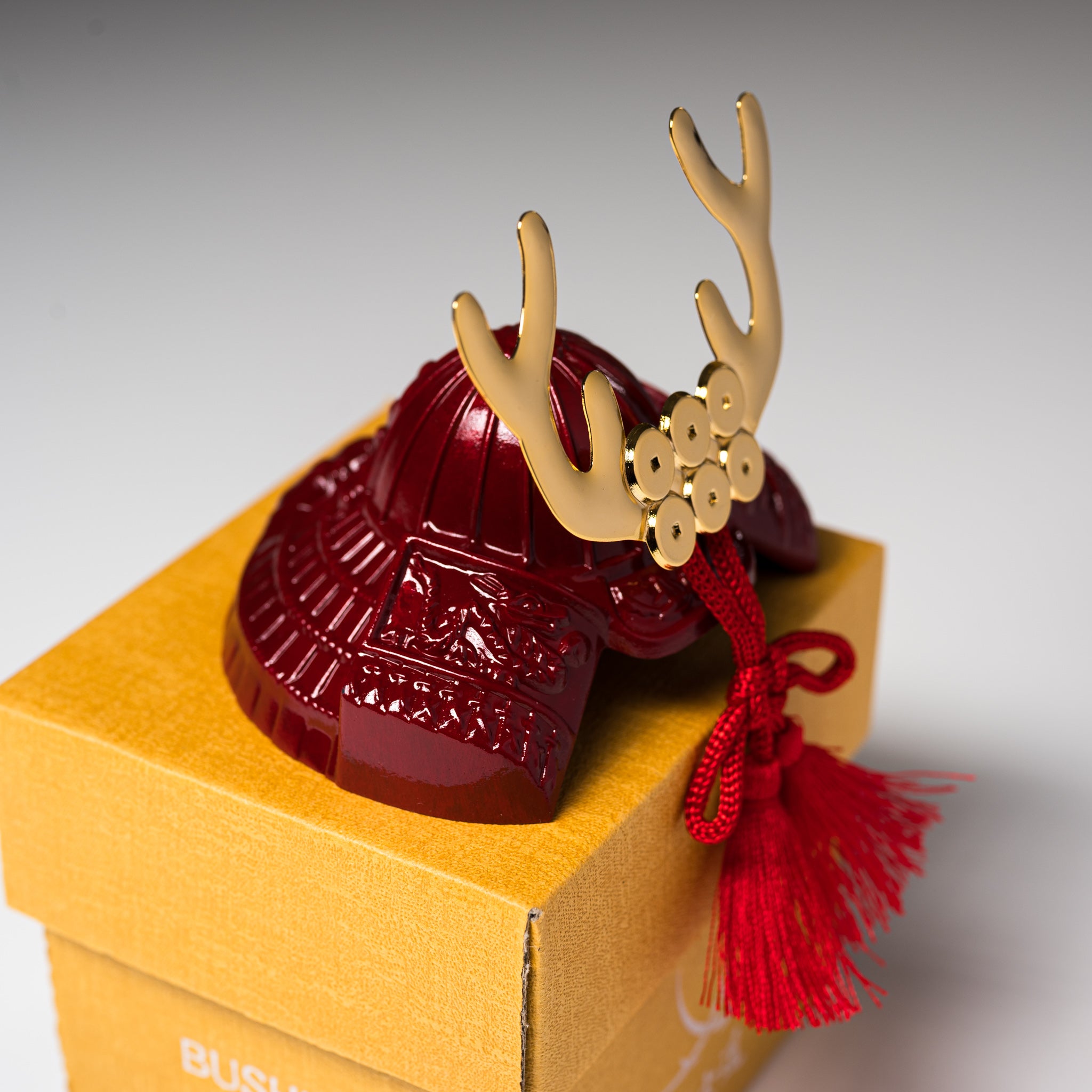 Bushido Kabuto Ornament - Sanada Yukimura Samurai Helmet Replica for Home Decor & Japanese Culture Enthusiasts | Perfect for Display, Collectibles, and Historical Decor