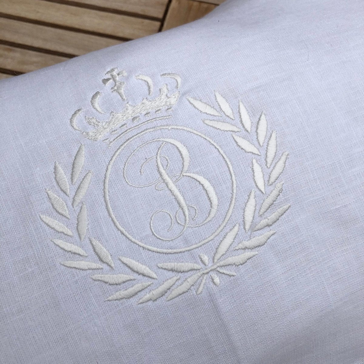 Luxury White Linen Tassel Pillowcase with Crown Monogram - Elegant Home Decor for Bedroom, Boudoir & Wedding Gift