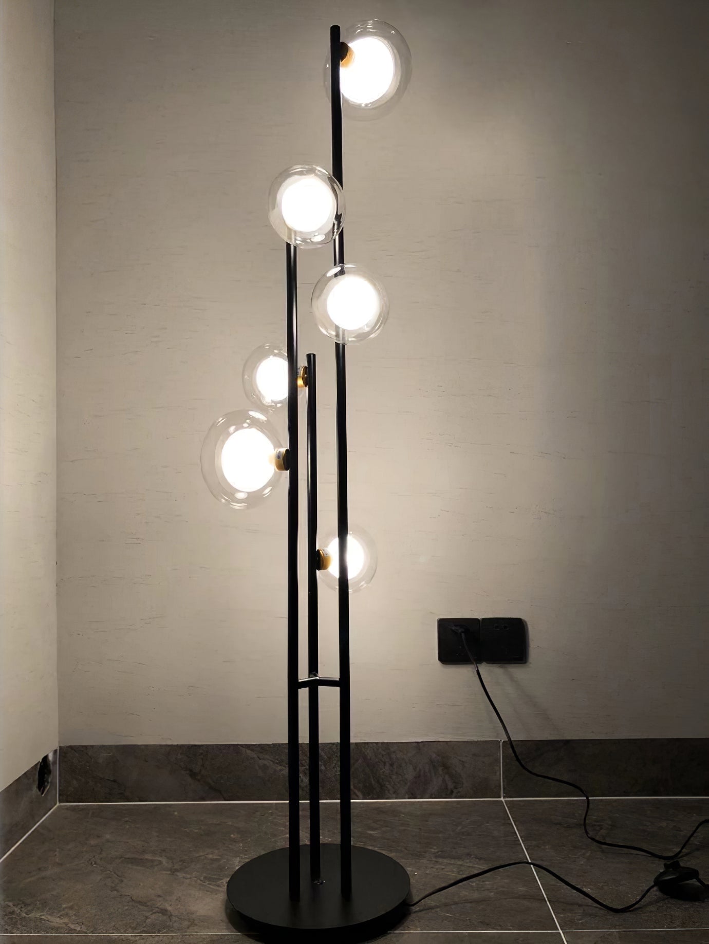 Nabila Modern Floor Lamp - Adjustable LED Standing Light for Living Room, Bedroom & Office - Warm White & Cool White Dimmable Lighting - Perfect for Reading, Relaxing & Decorating