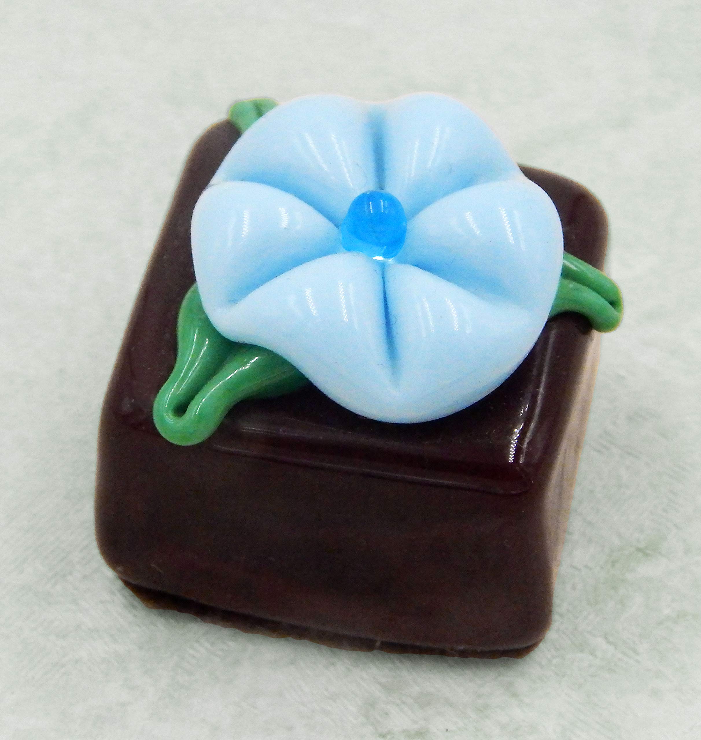 Handmade Flower Chocolate Candy Cubes - Blue Floral Glass Treats for Gifts & Desserts