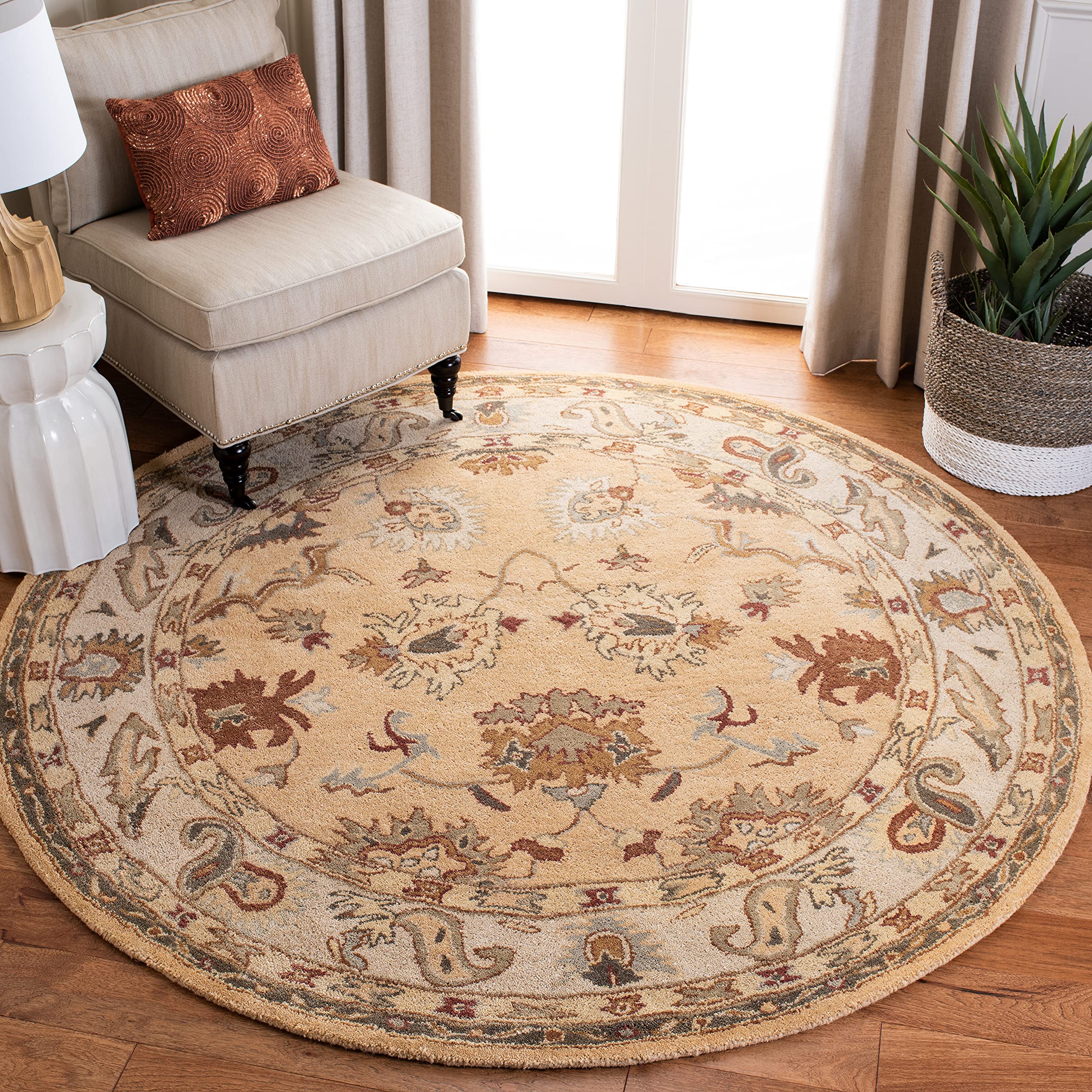 SAFAVIEH Bergama Collection 8' Round Handmade Oriental Wool Area Rug in Taupe & Ivory - BRG136A | Perfect for Living Room, Bedroom & Home Decor