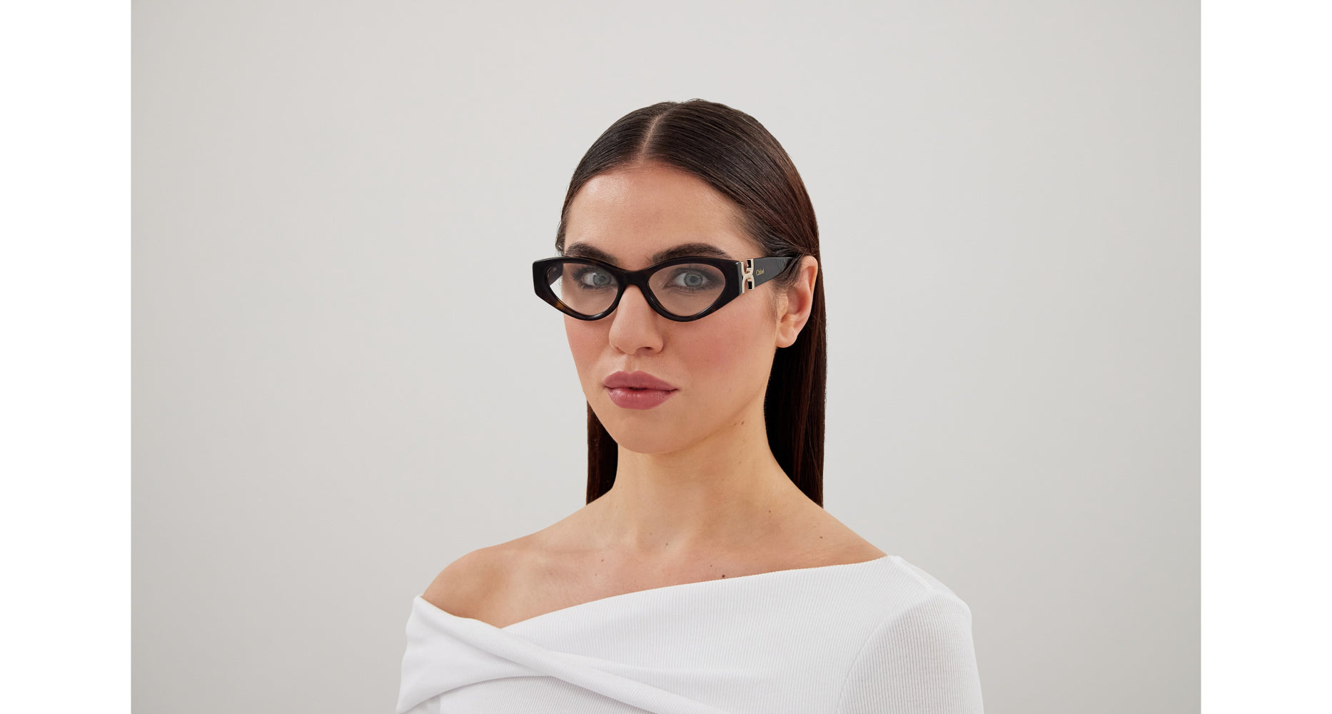 Chloe CH0273O Sunglasses for Women - Stylish UV Protection Shades for Outdoor, Beach & Driving - Fashionable Designer Eyewear