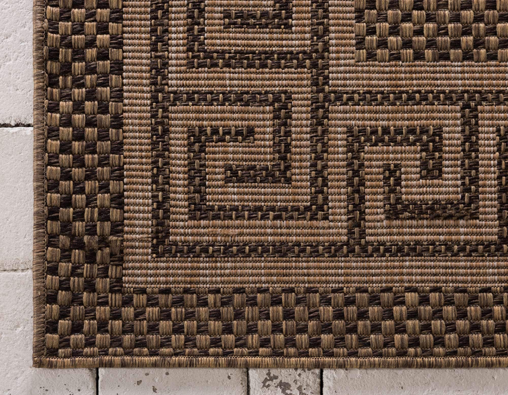 Unique Loom Outdoor Border Collection Area Rug - Greek Key Design 6'1