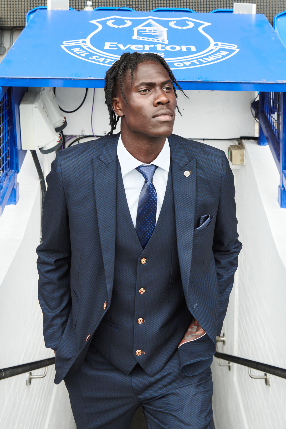 Everton FC Max Navy Team Suit - Official Football Jersey for Men - Perfect for Matchdays, Training & Fan Support