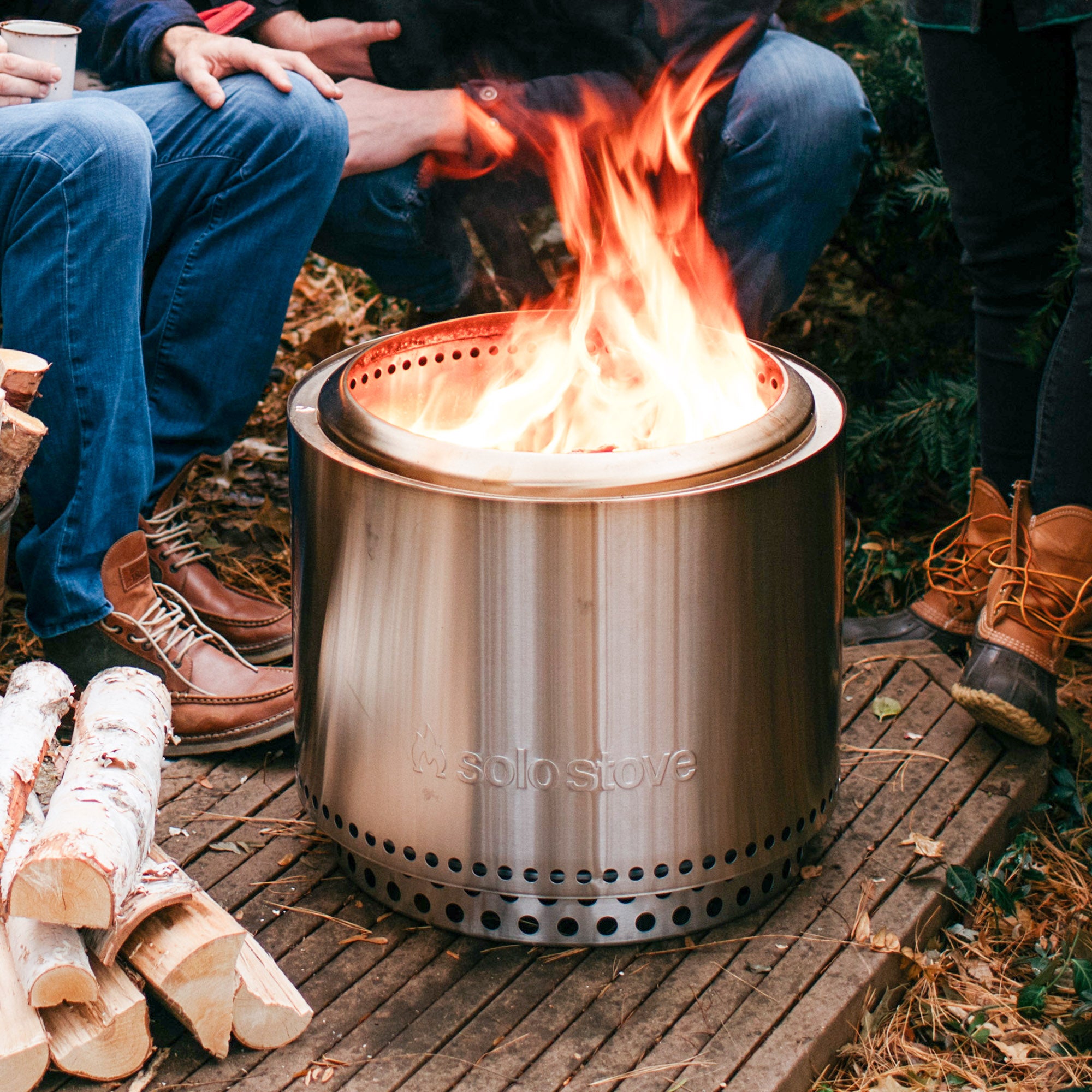 Solo Stove Bonfire 2.0 Smokeless Fire Pit with Stand - Portable Outdoor Camping Fire Pit for Backyard, Patio, Beach & Camping Adventures