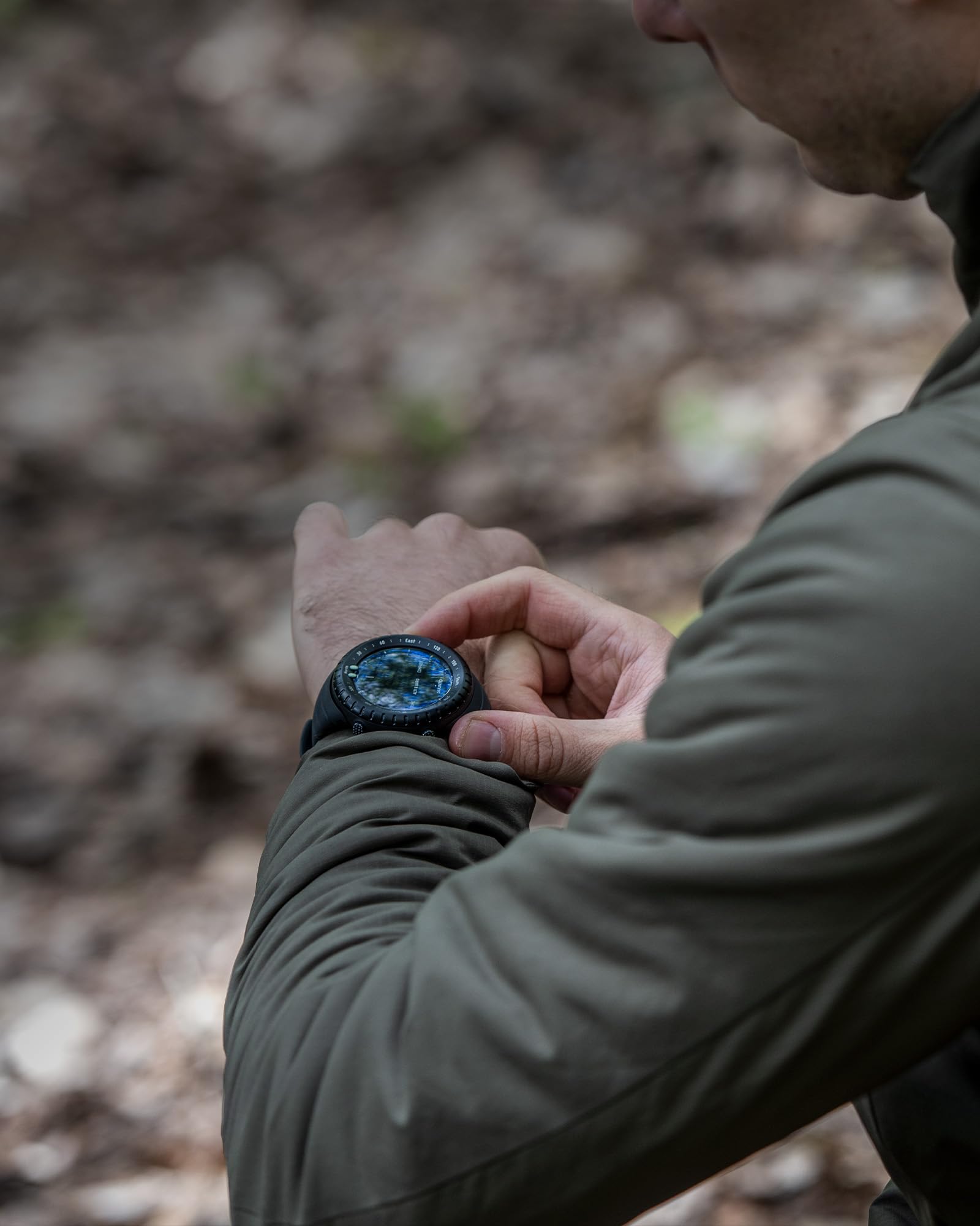 SUUNTO Core Outdoor Sports Watch with Altimeter, Barometer, Compass - Dual Time, Sunrise/Sunset Display, Temperature & Storm Alarm - Perfect for Hiking, Mountaineering, Camping & Adventure Activities