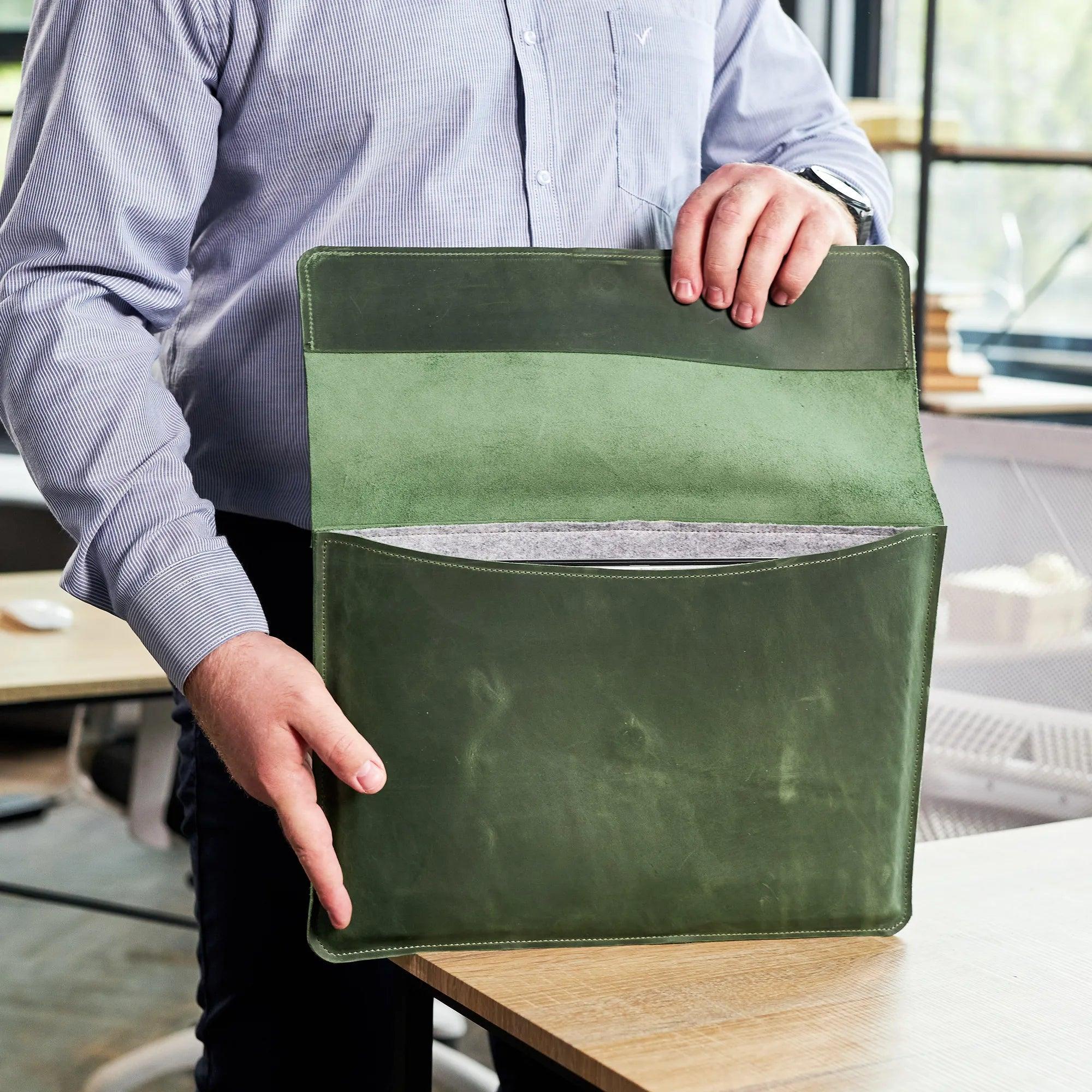 Premium Custom Laptop Sleeve - Durable Neoprene Case for 13-15 Inch MacBook & Laptops - Perfect for Work, Travel & School Accessories