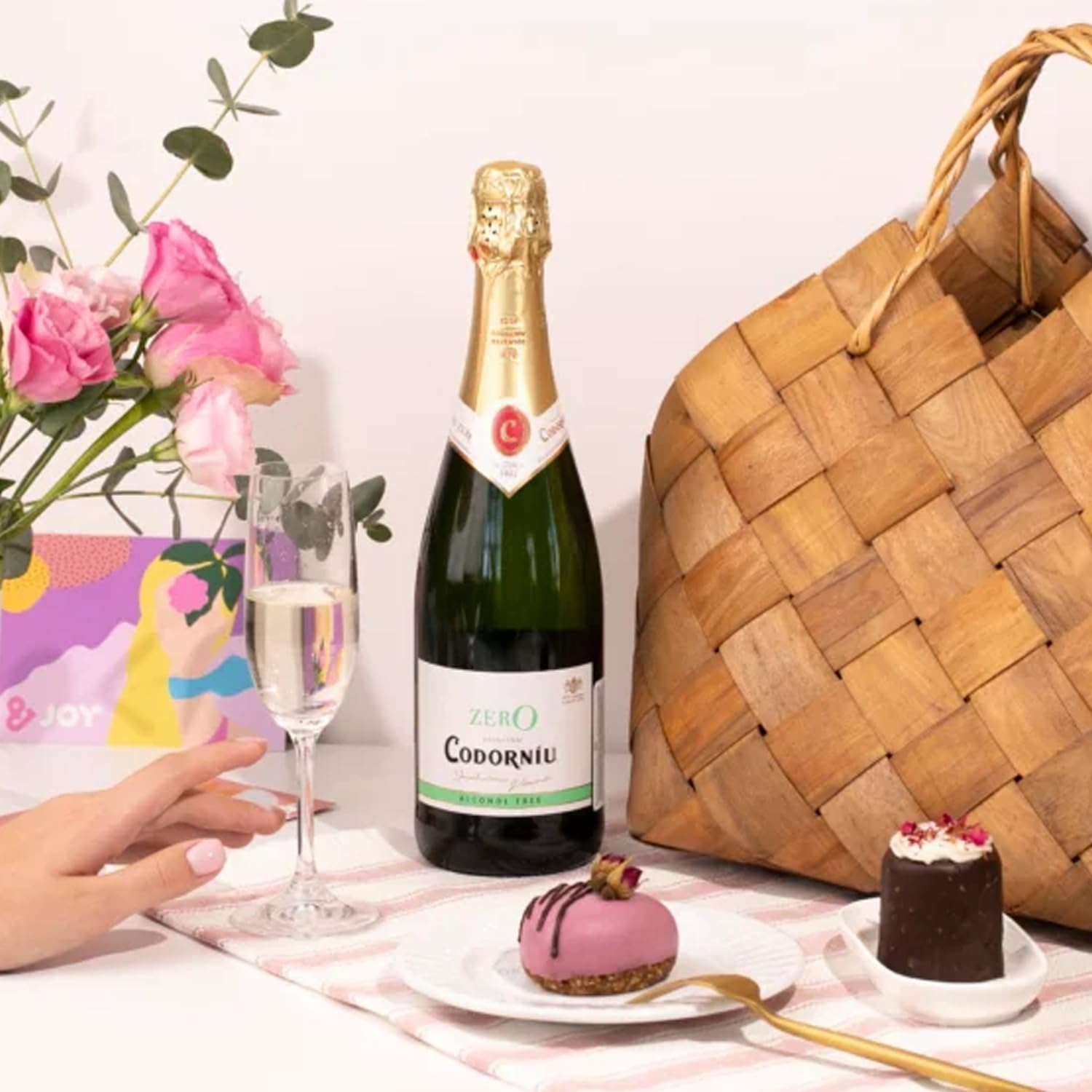 Codorníu Zero Brut Premium Non-Alcoholic Sparkling Wine - Dealcoholized Champagne Alternative 750ml (6 Pack) | Perfect for Celebrations, Weddings & Alcohol-Free Gatherings